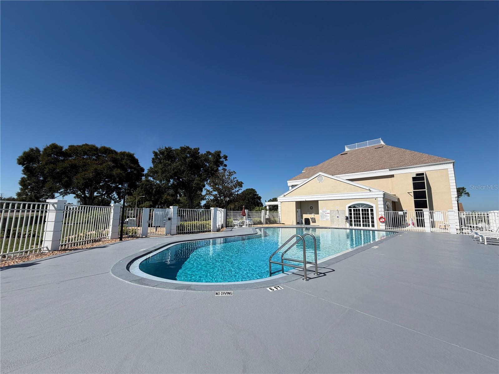 8916 KEATS DR — photo 68