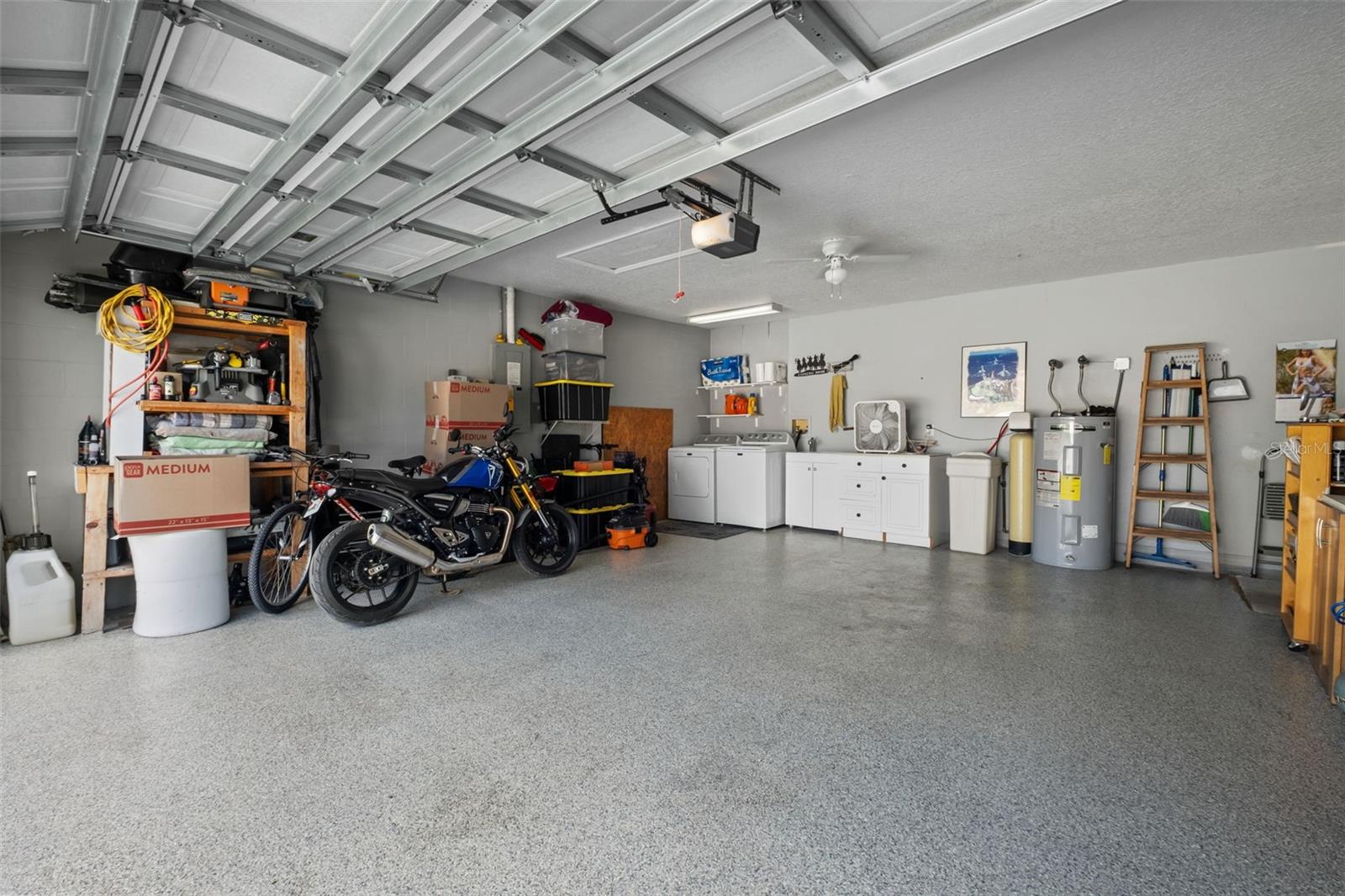 8916 KEATS DR — photo 56