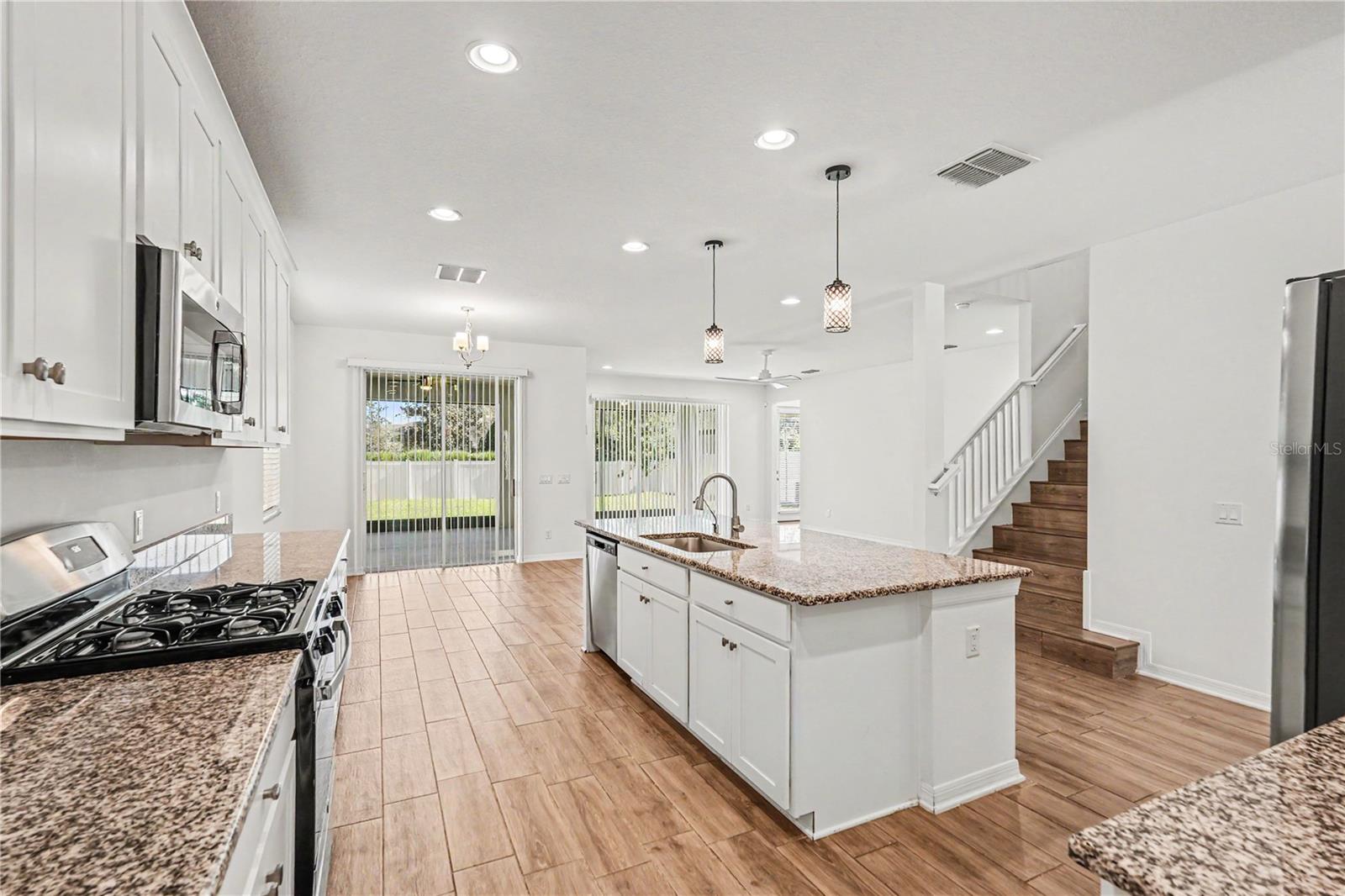 16012 SONOMA GROVE CIR — photo 25