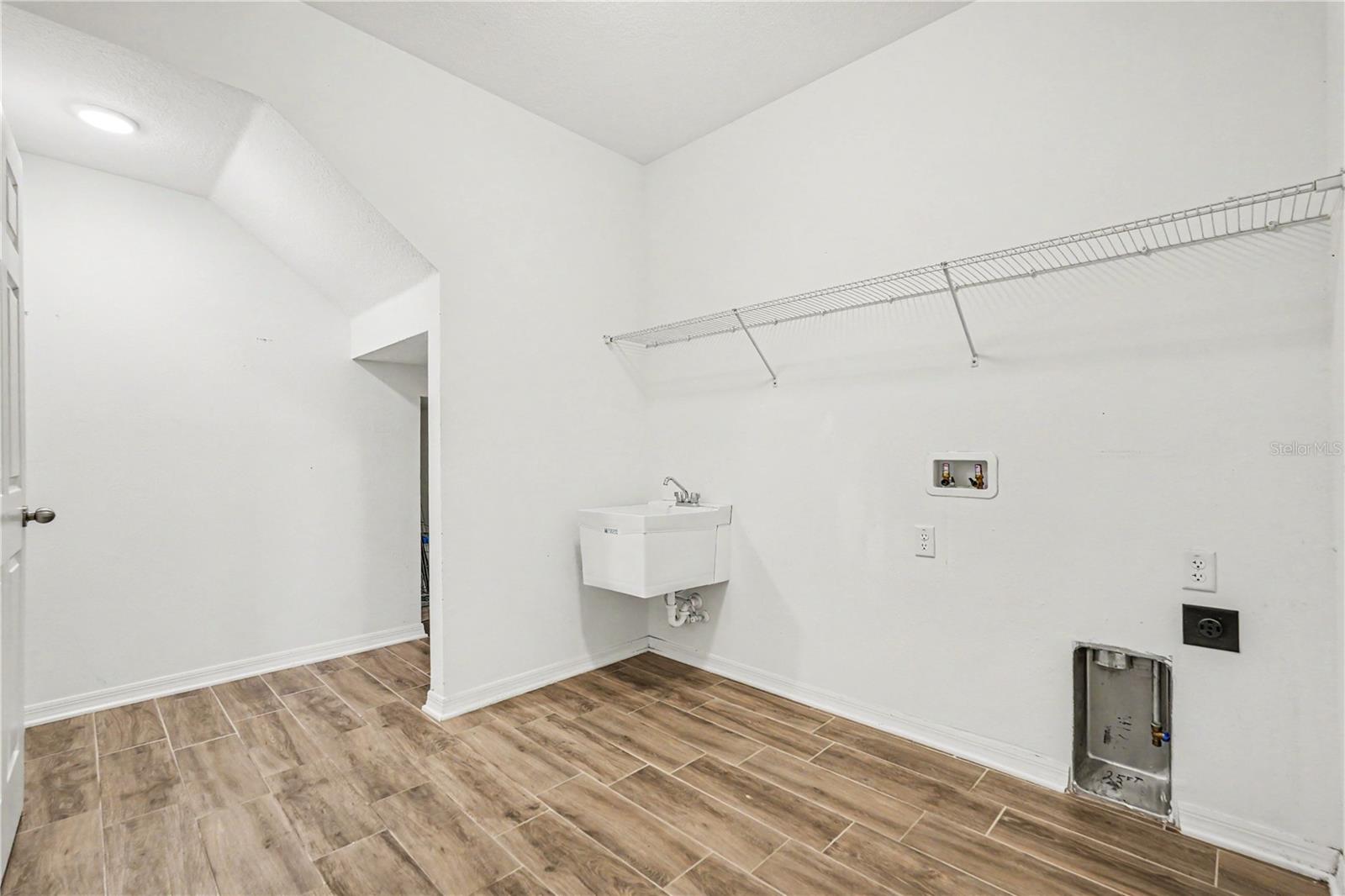 16012 SONOMA GROVE CIR — photo 29