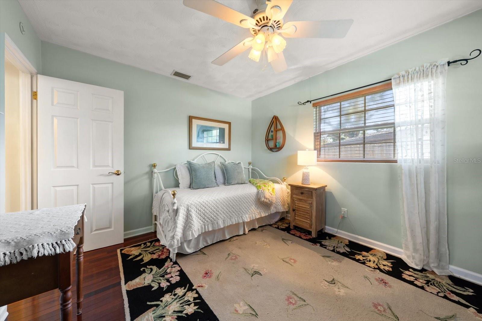 1706 OWEN DR — photo 15