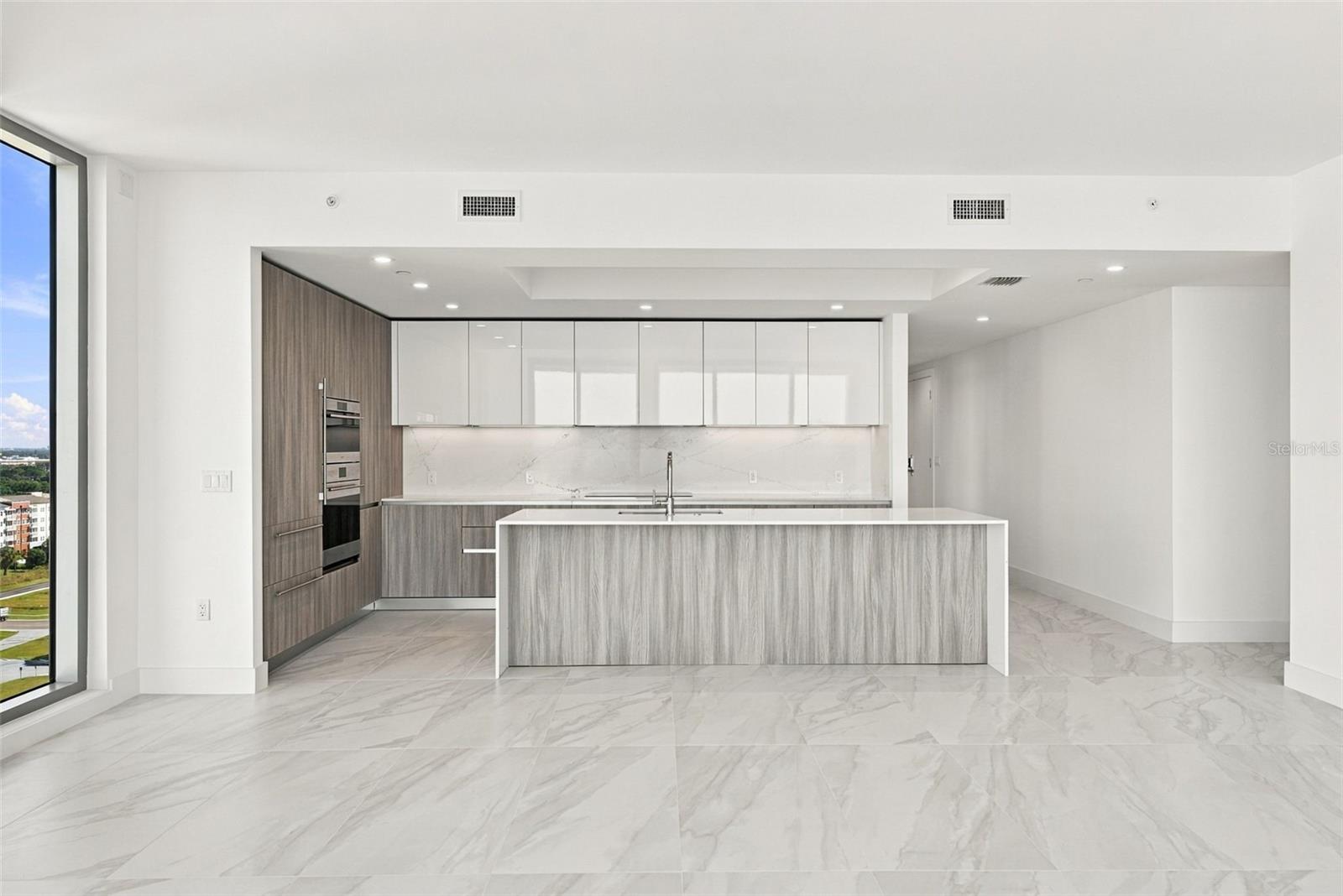 5713 BOWEN DANIEL DR #1206 — photo 10