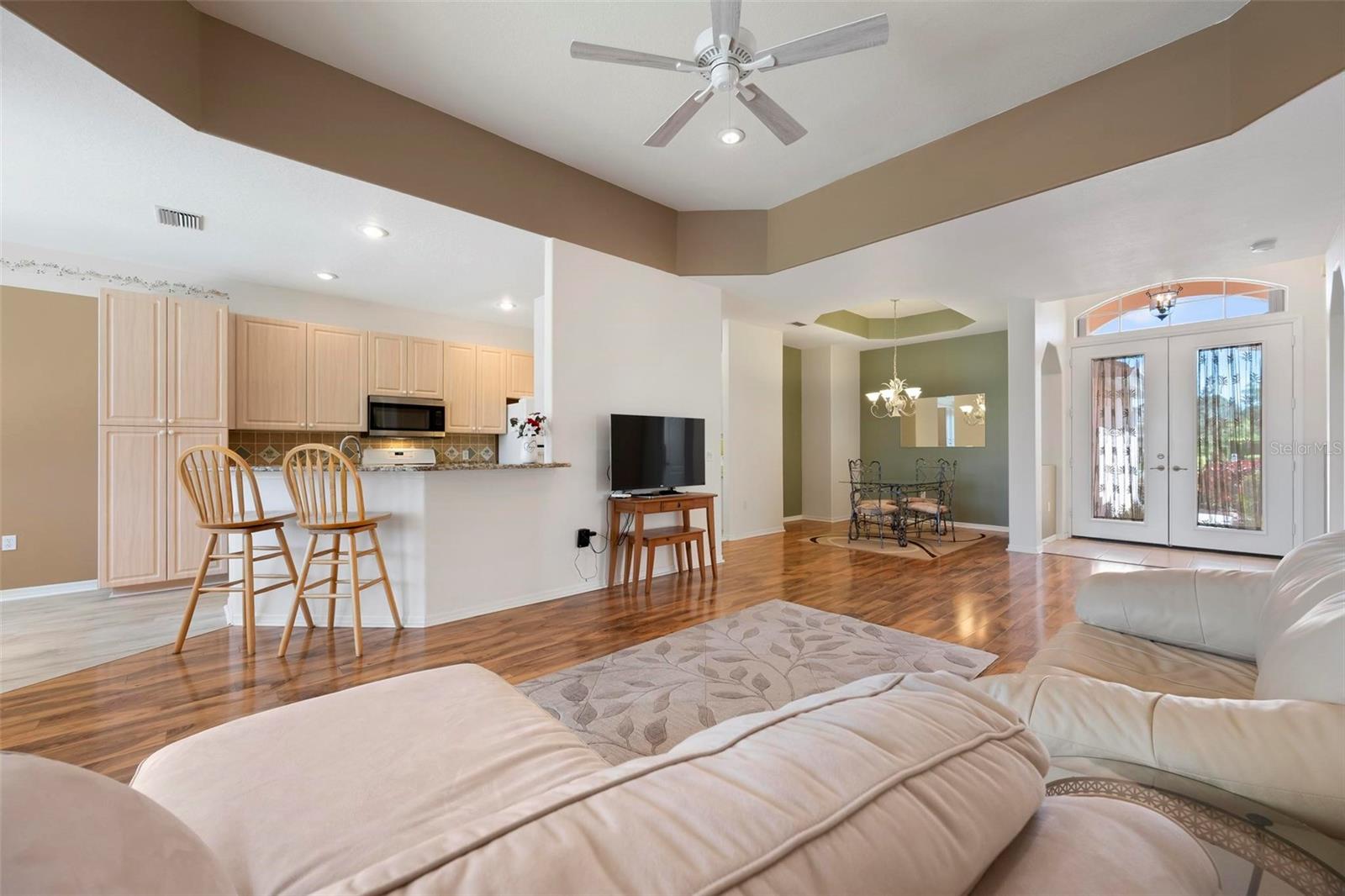 5151 PINE SHADOW LN — photo 3