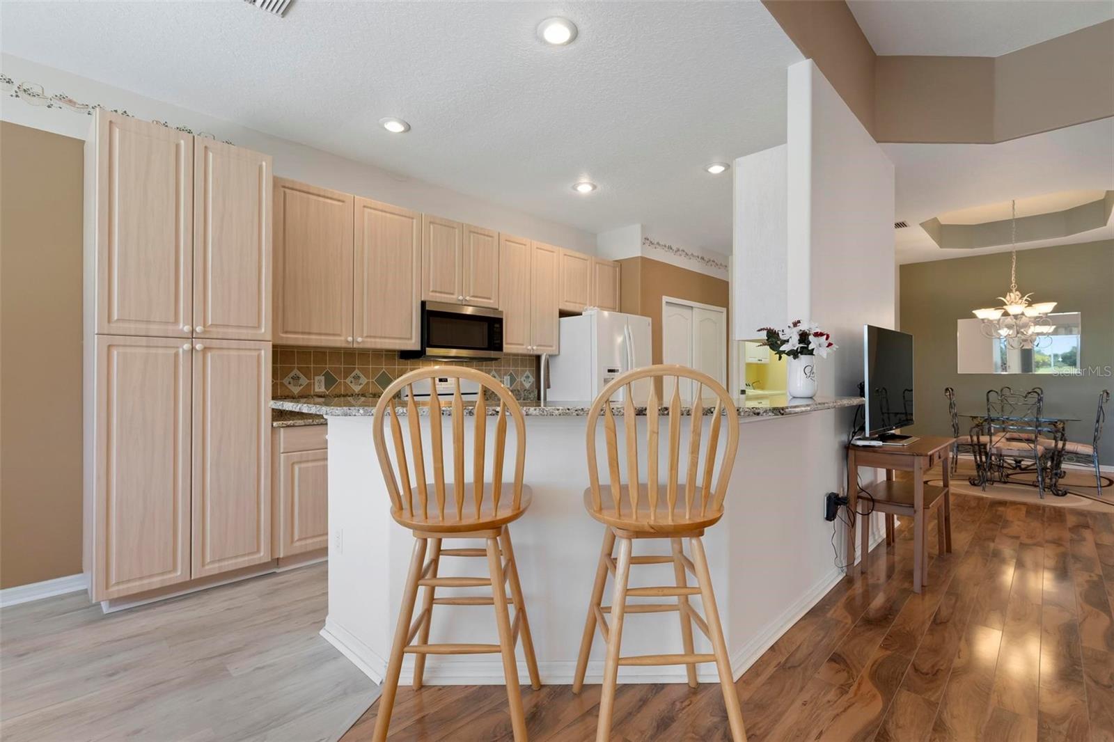 5151 PINE SHADOW LN — photo 5