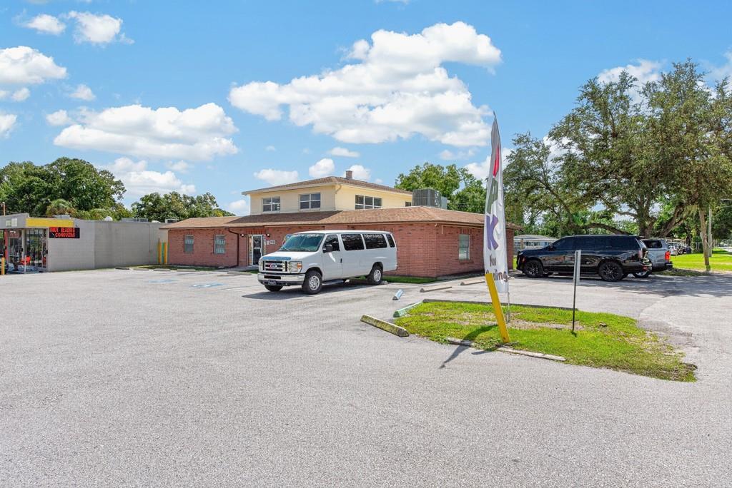 2150 W DR MARTIN LUTHER KING JR BLVD — photo 59