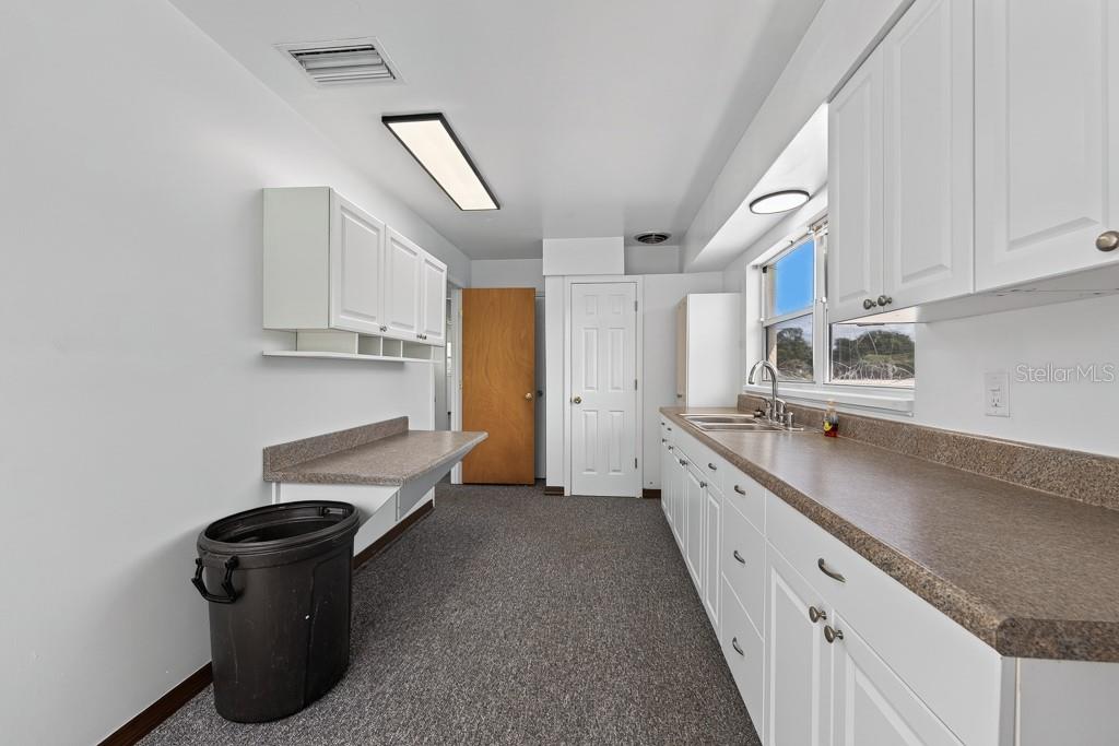2150 W DR MARTIN LUTHER KING JR BLVD — photo 38