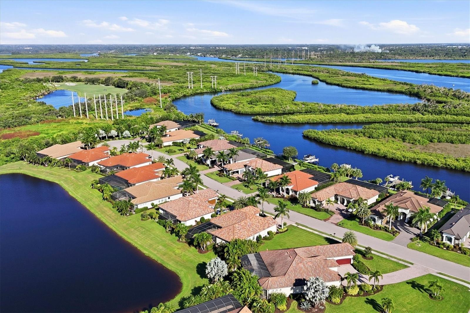 8816 RUM RUNNER PL — photo 42