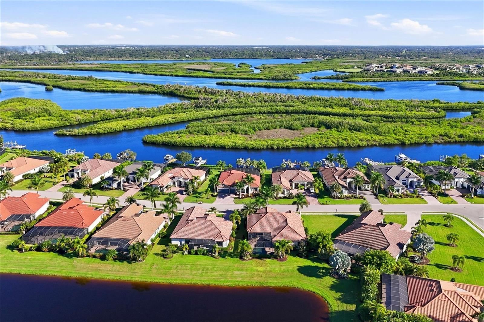 8816 RUM RUNNER PL — photo 41