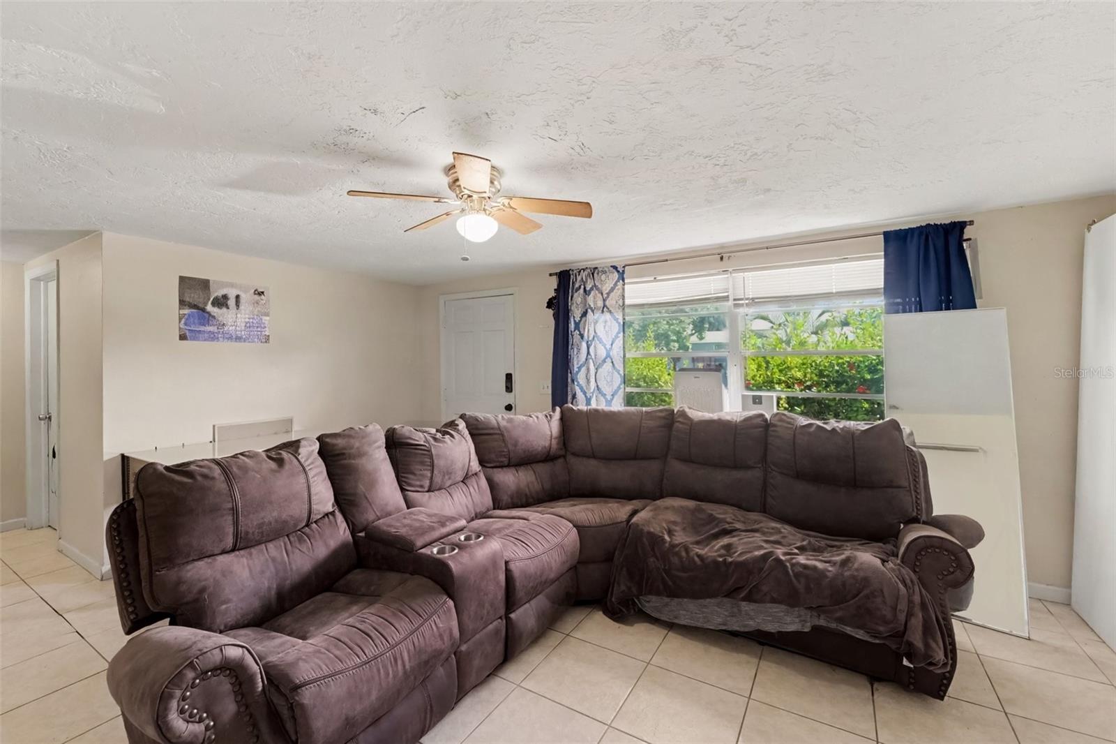 5145 MANOR DR — photo 5