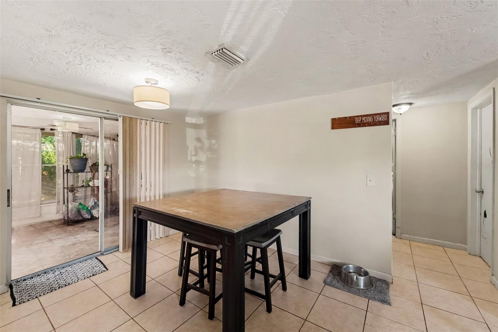 5145 MANOR DR — photo 8