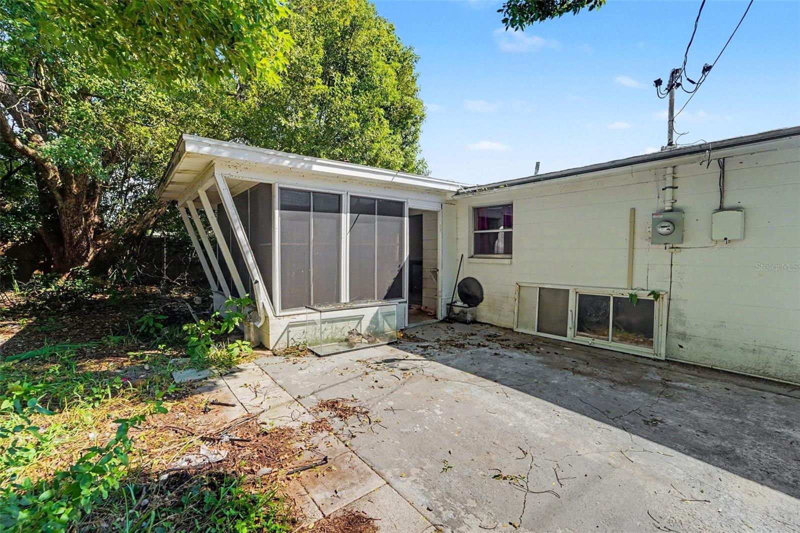 5145 MANOR DR — photo 17