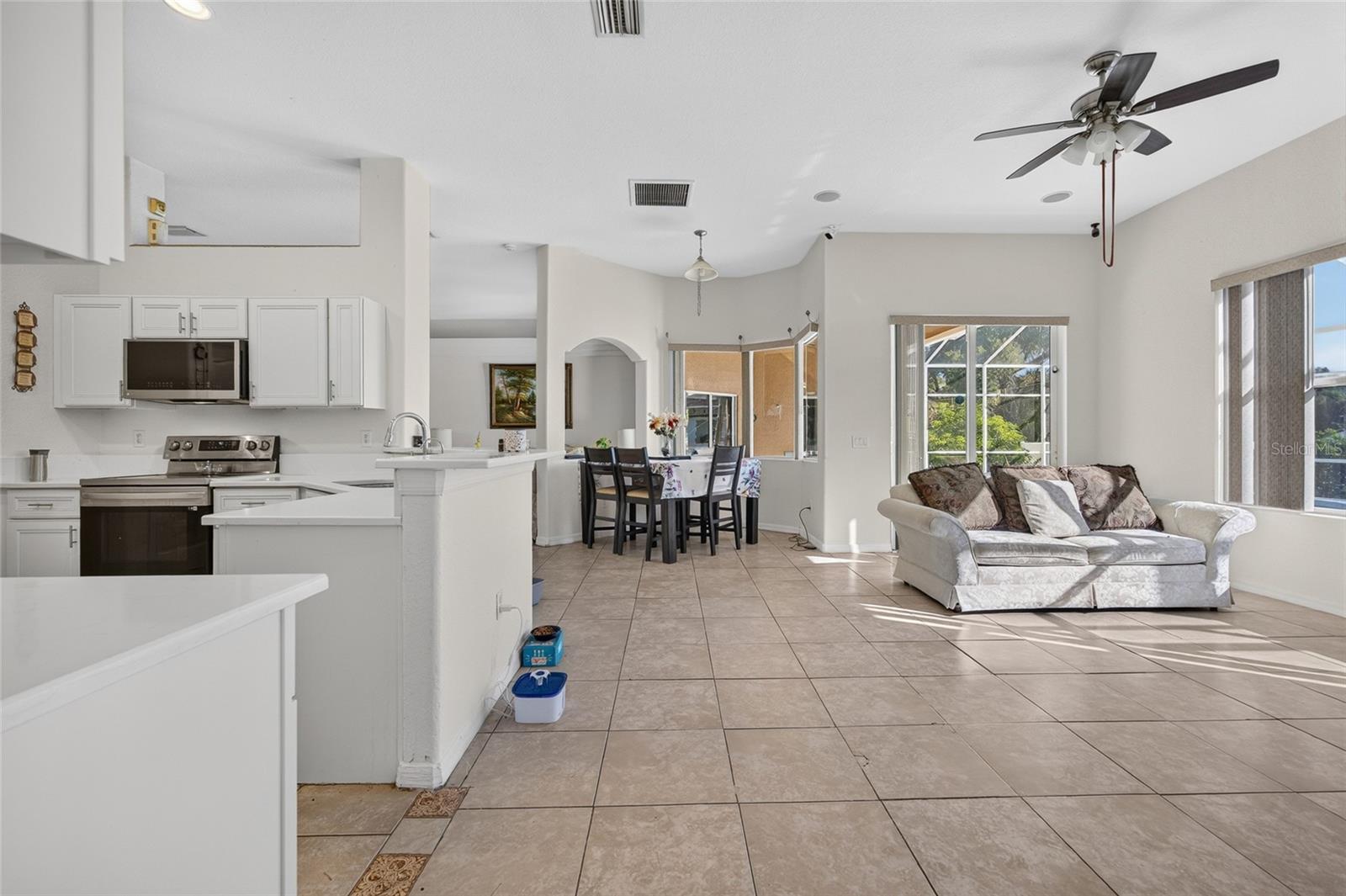 4570 MCALLISTER LN — photo 10