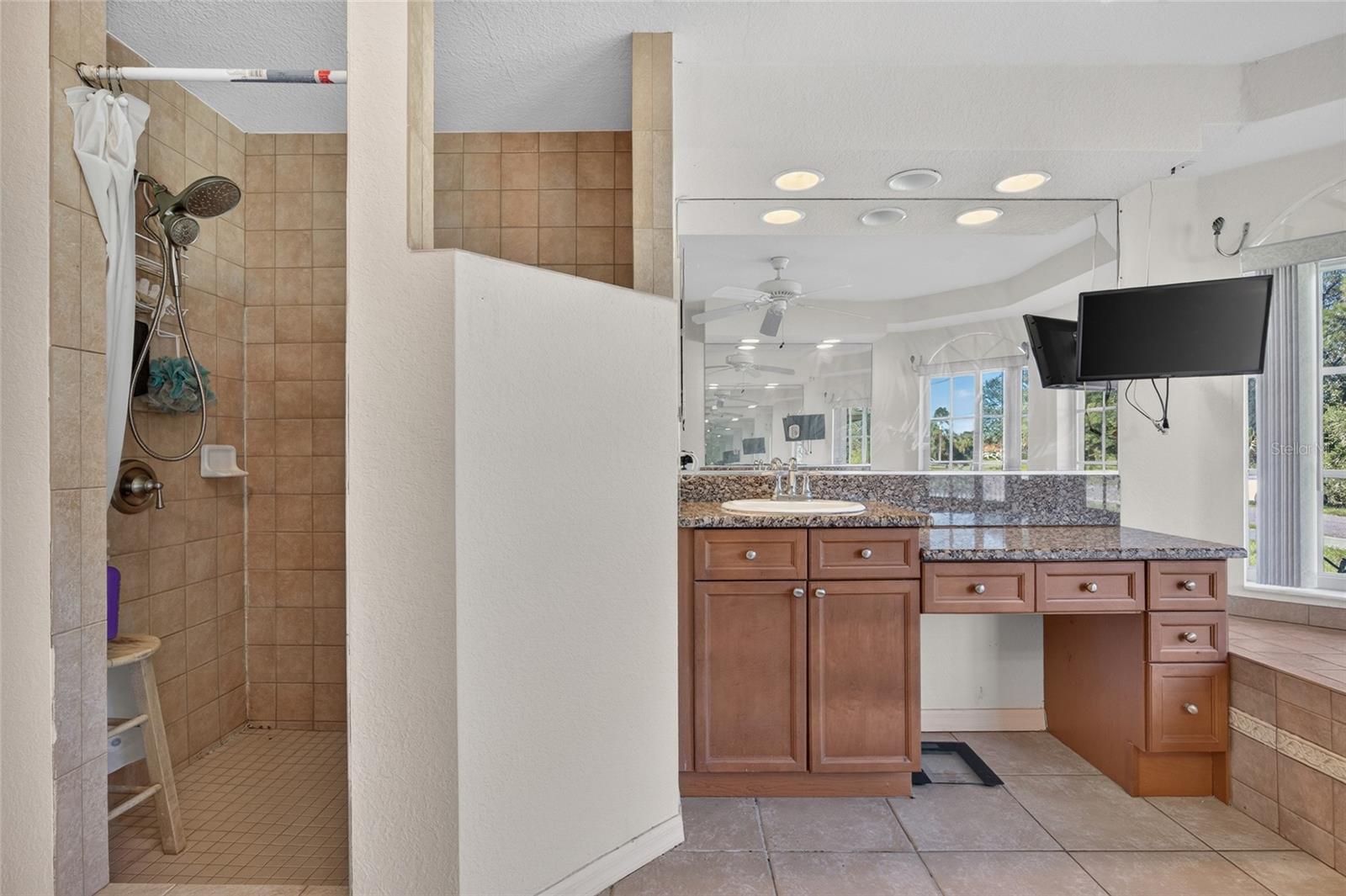 4570 MCALLISTER LN — photo 20