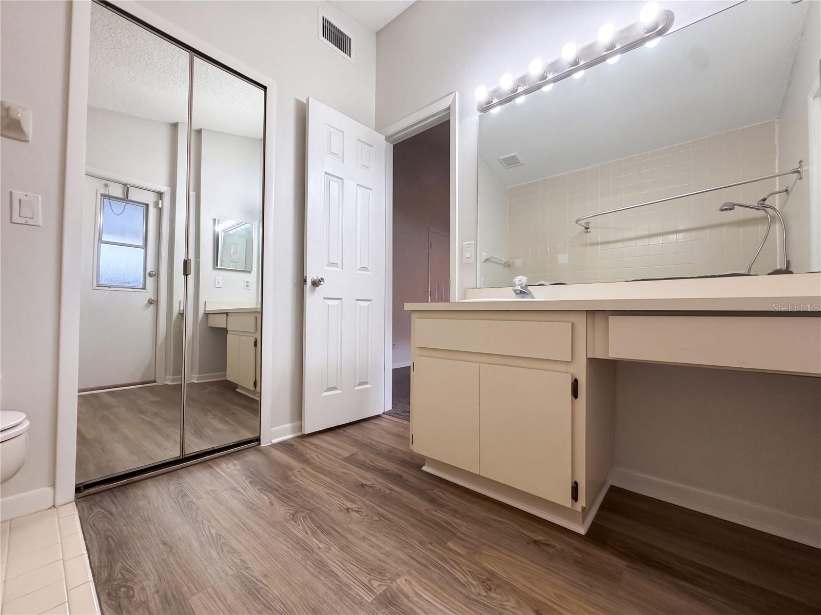 1309 KEEL PL — photo 22