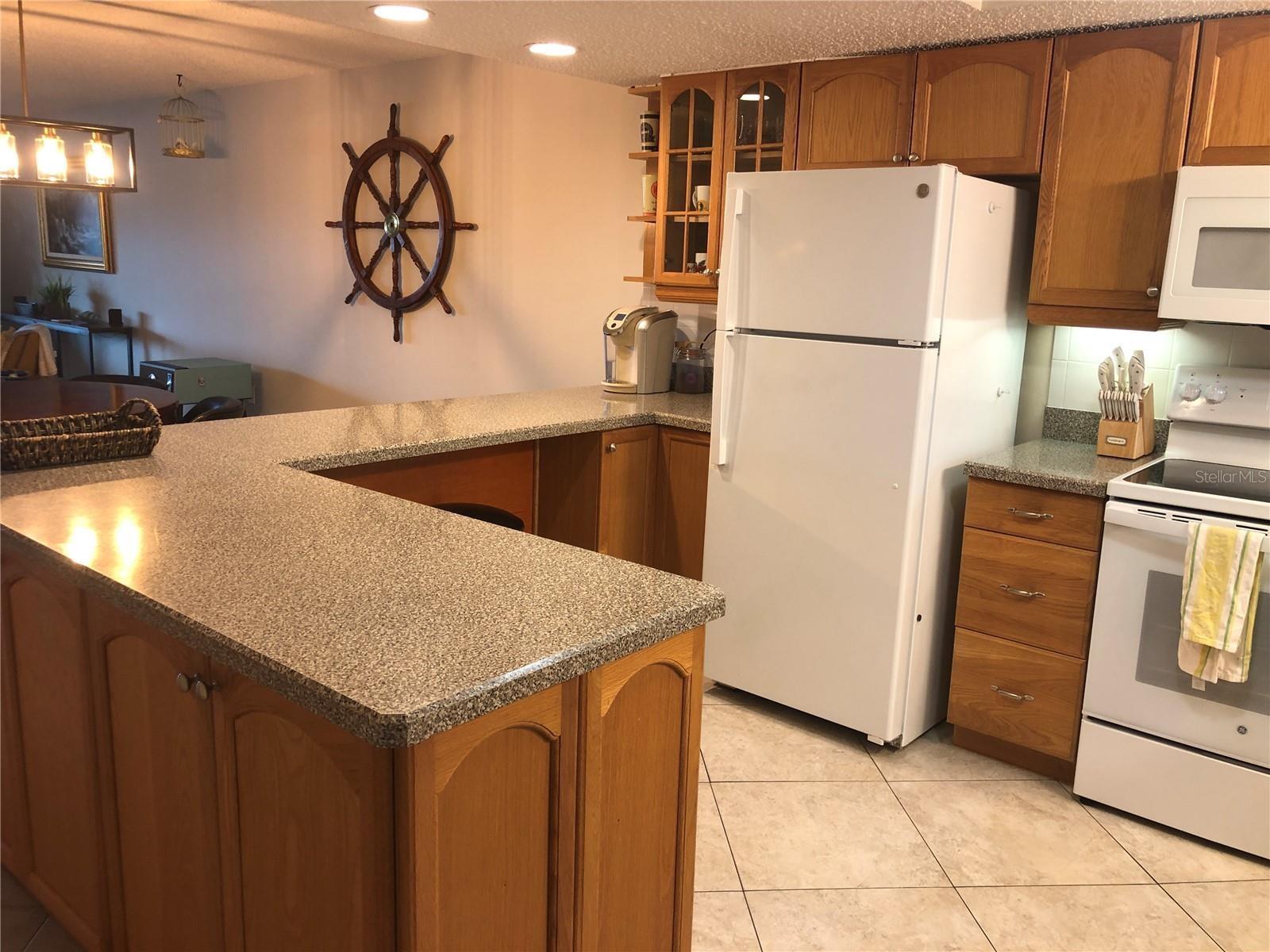 4660 MARINE PKWY #304 — photo 3