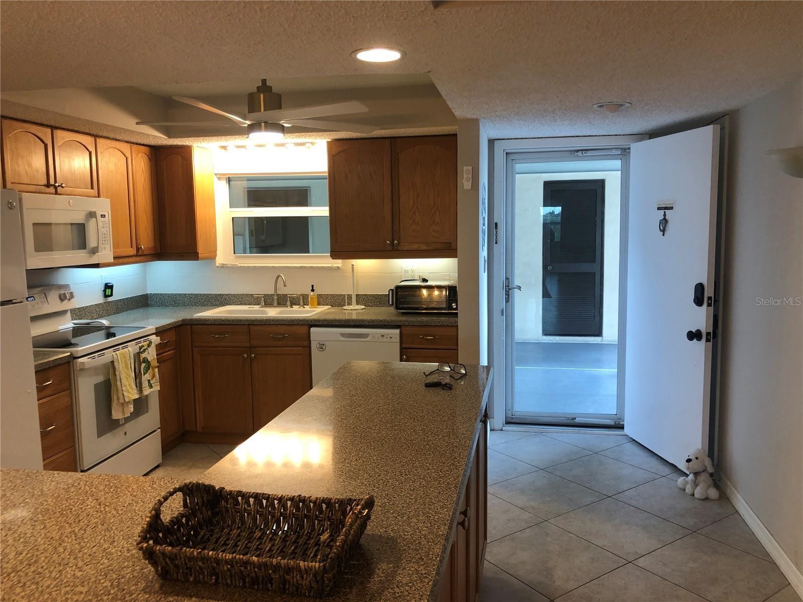 4660 MARINE PKWY #304 — photo 5