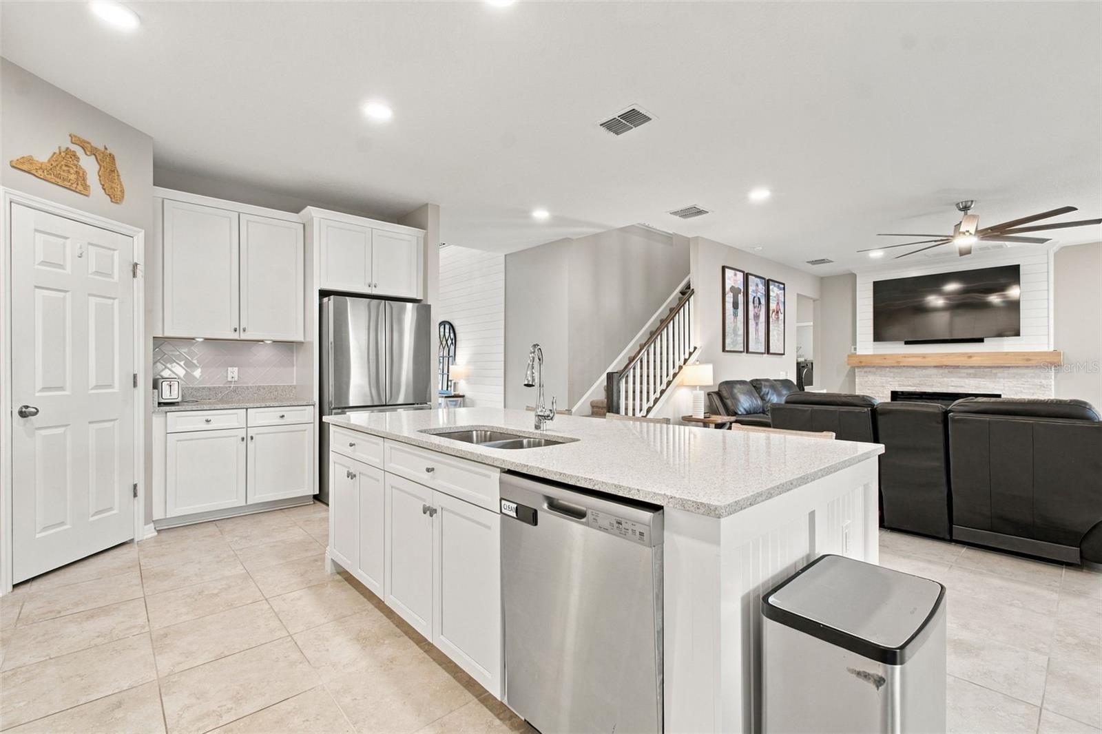 9477 SEAGRASS PORT PASS — photo 18