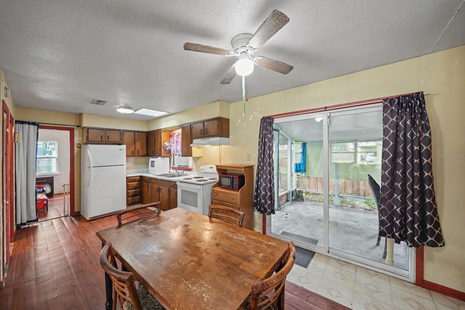 Home in ZEPHYRHILLS — photo 12