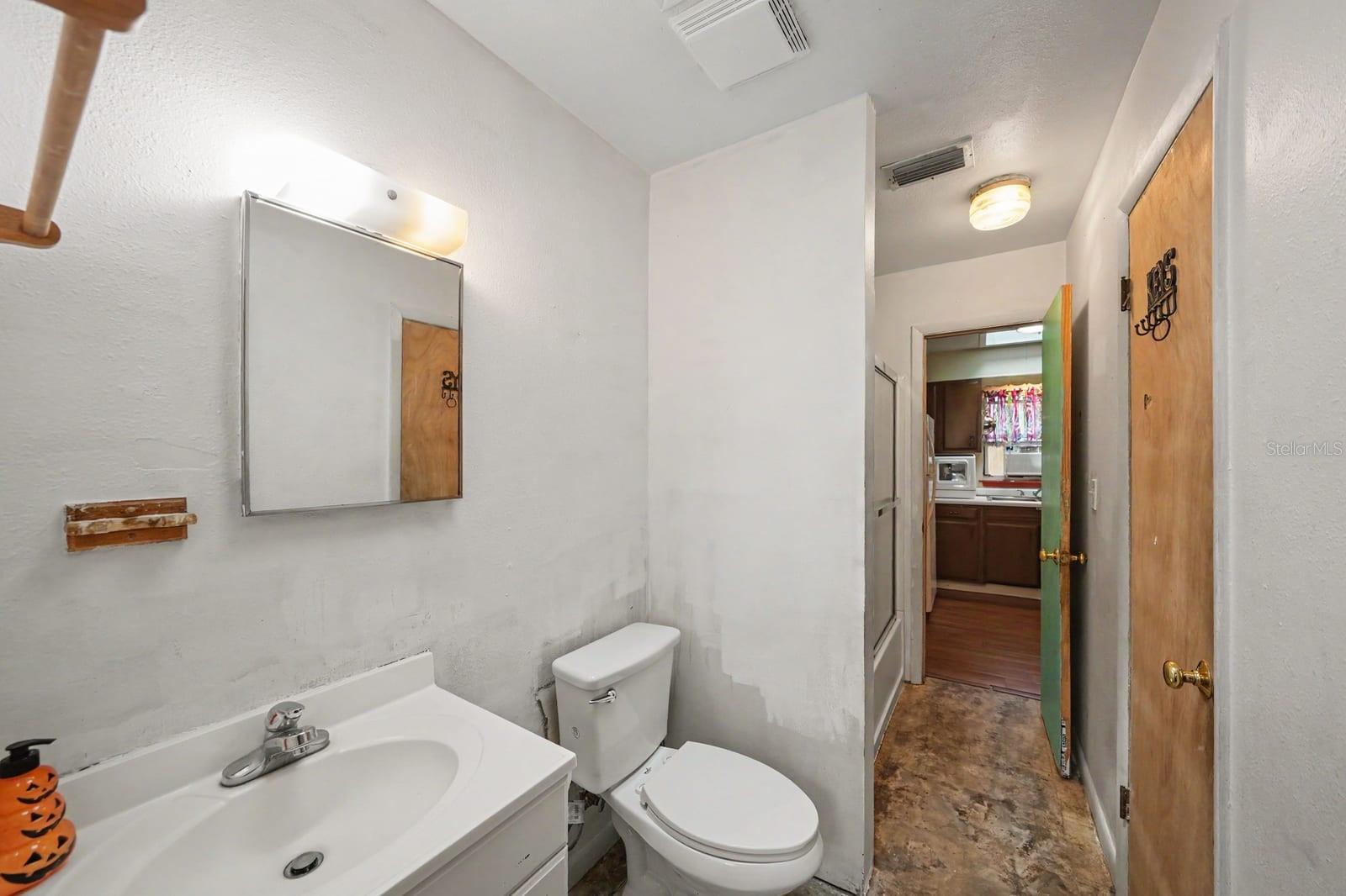 Home in ZEPHYRHILLS — photo 16