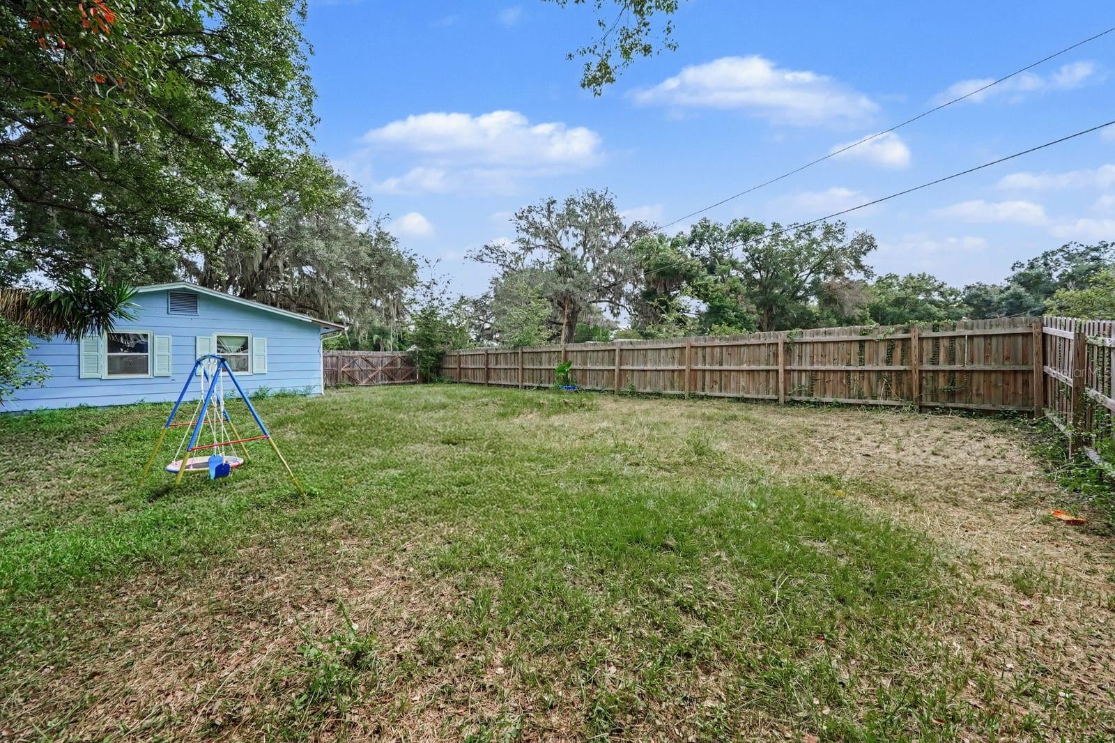 Home in ZEPHYRHILLS — photo 27
