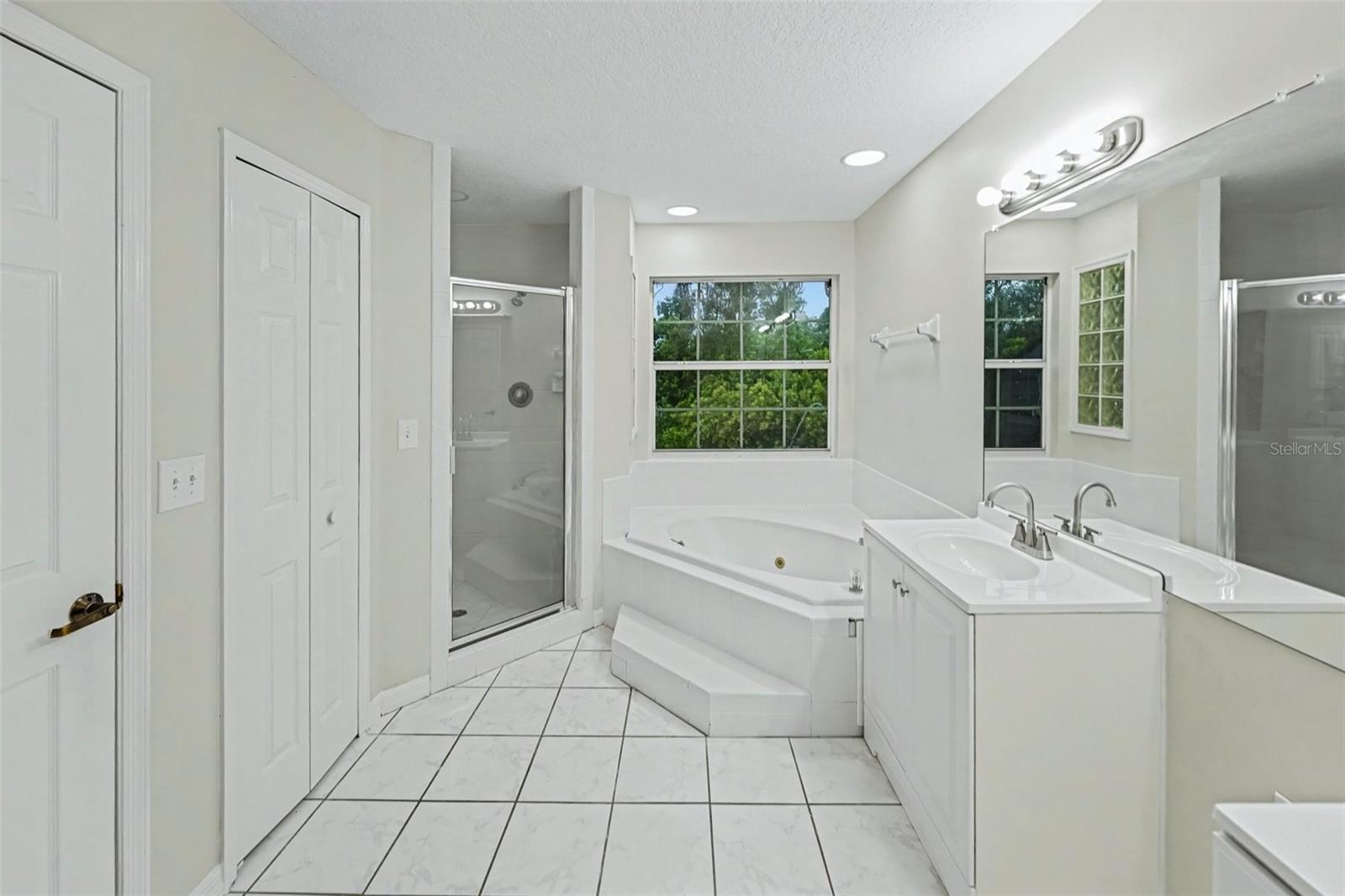 5111 QUEEN PALM TER NE — photo 26