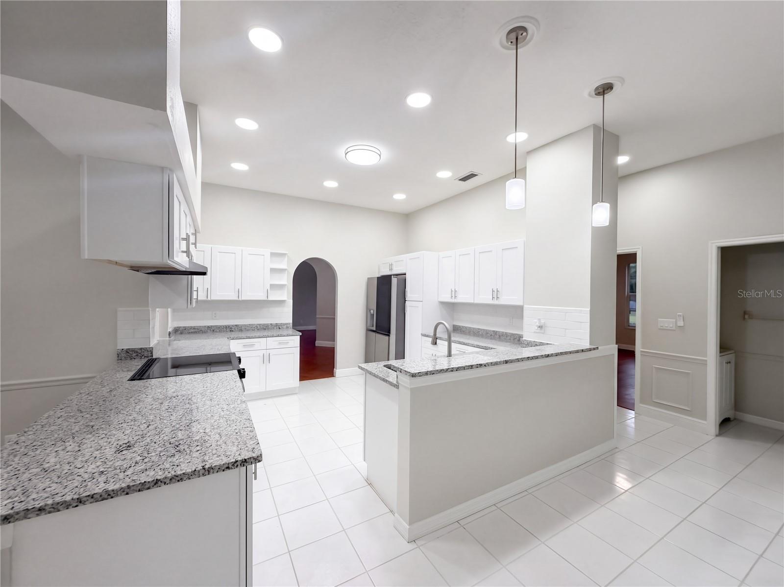 5111 QUEEN PALM TER NE — photo 14