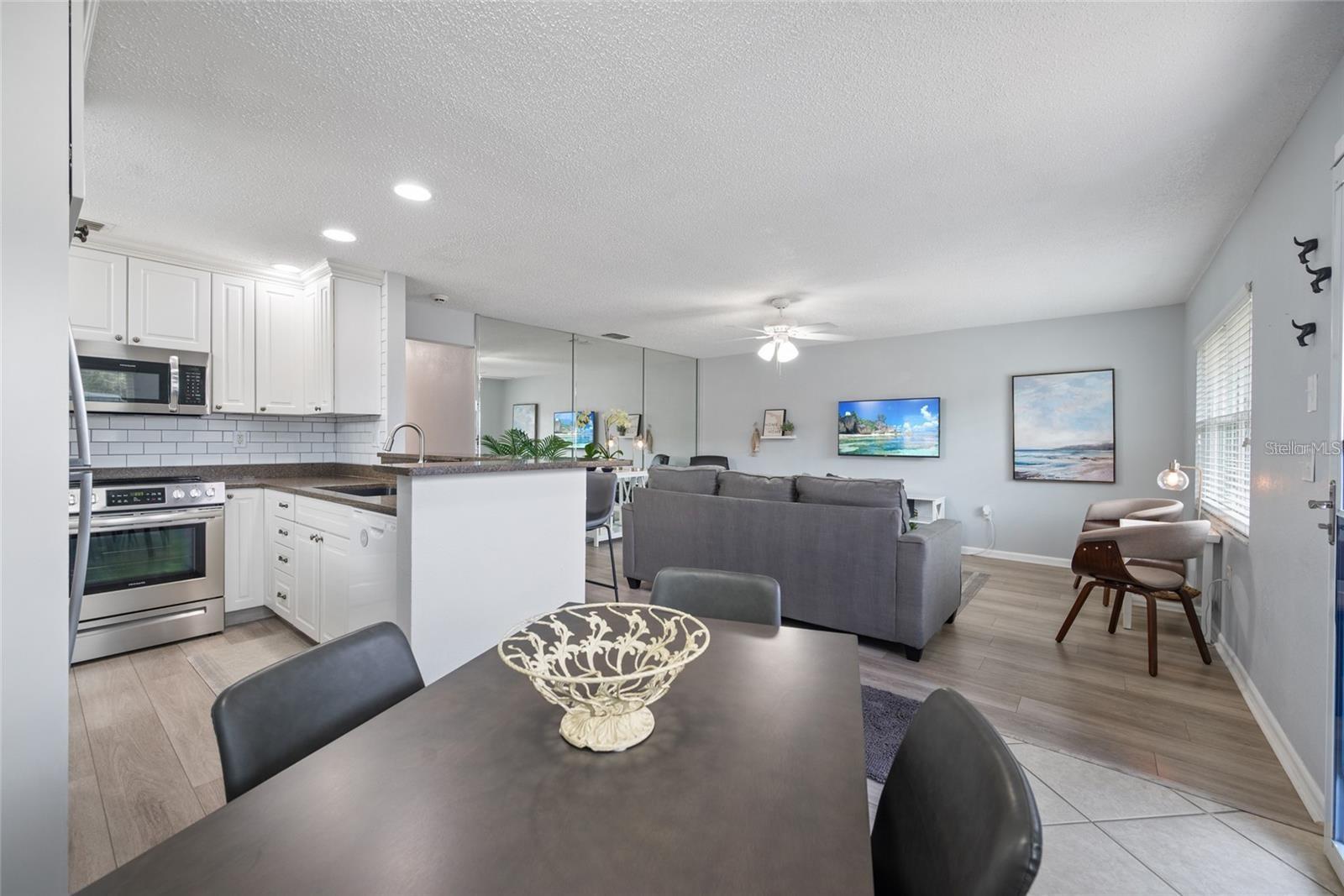 11837 BOYNTON LN #11837 — photo 4