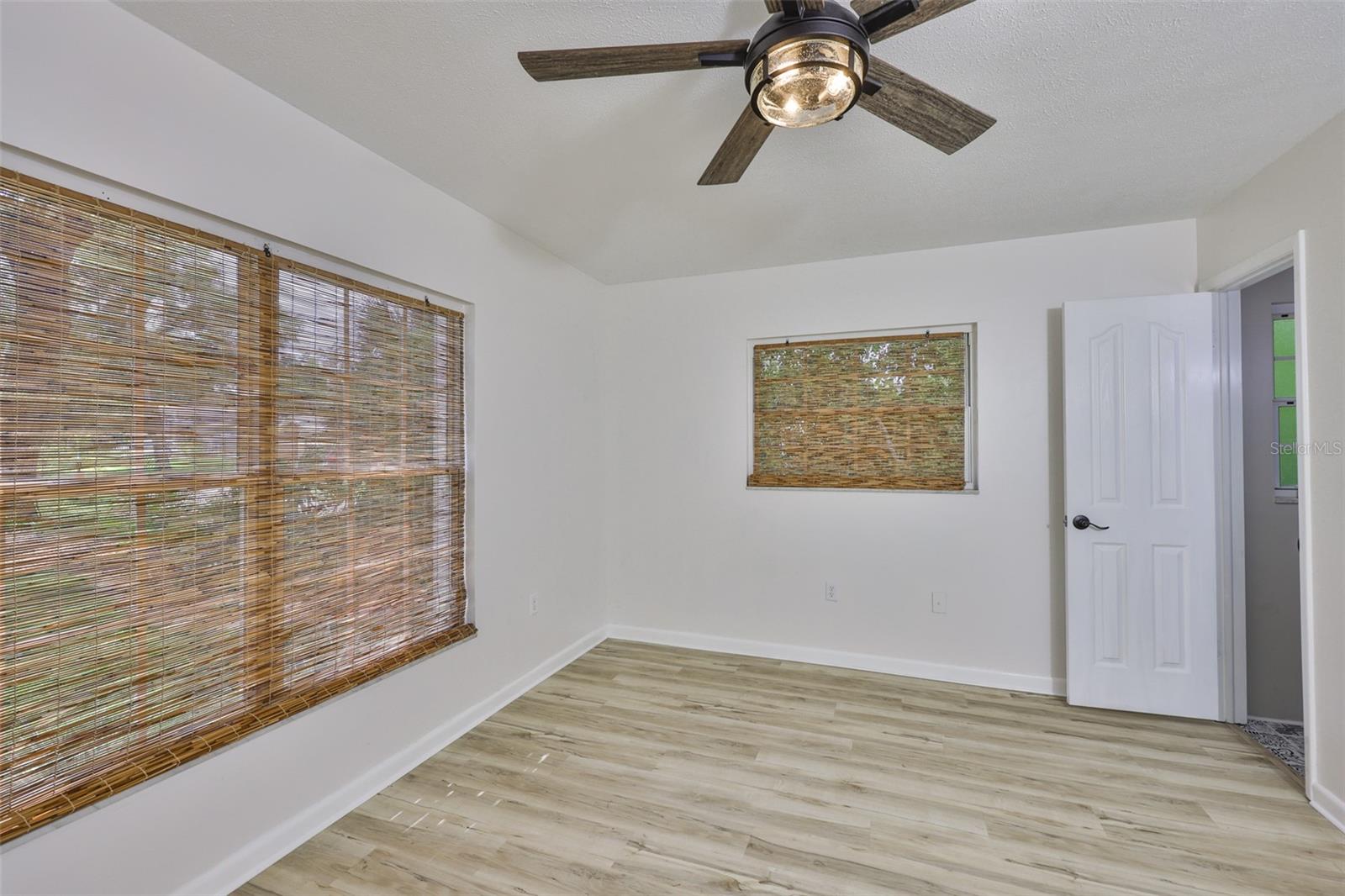 121 WINDY CIR — photo 18