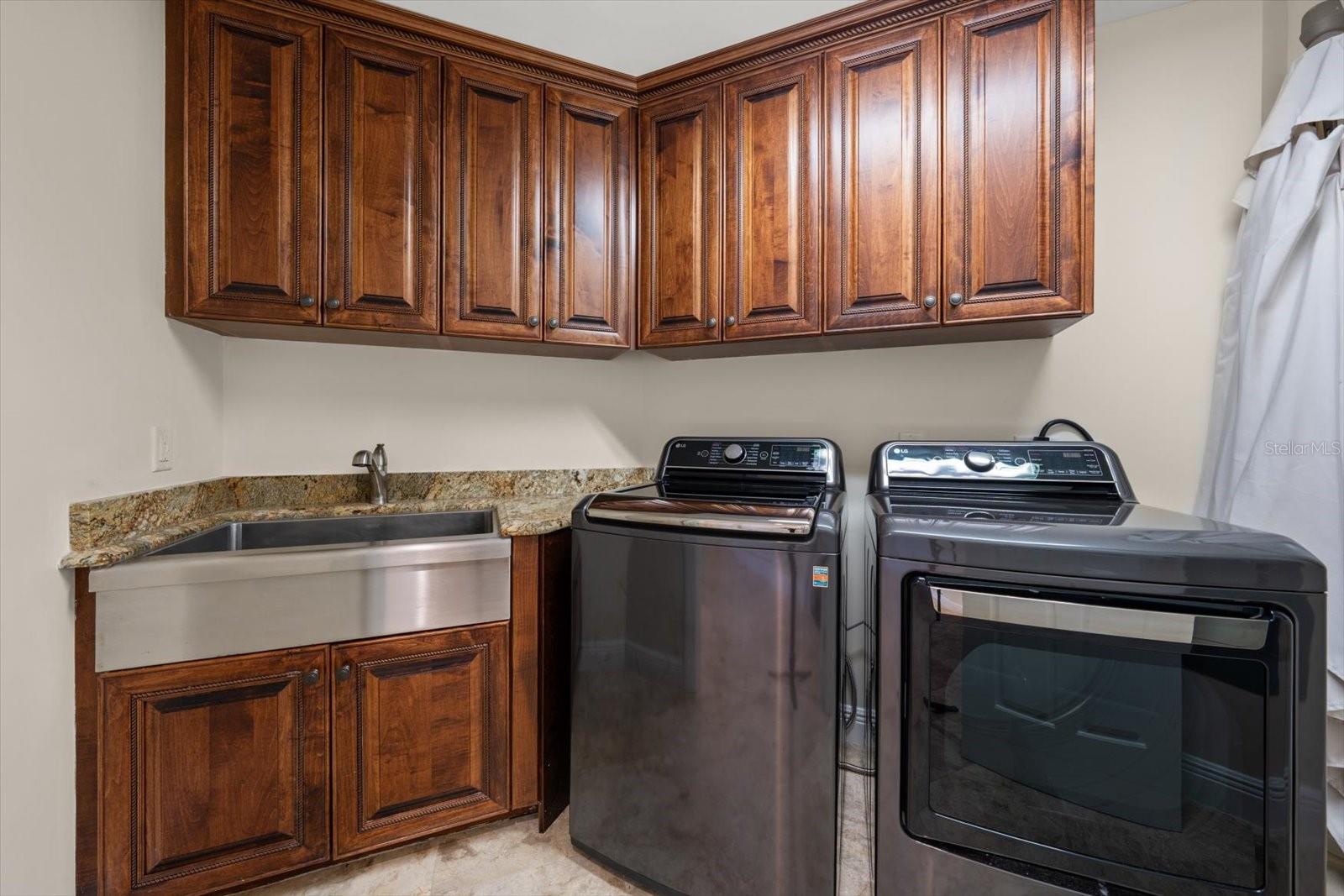 205 BRIGHTWATER DR #401 — photo 40