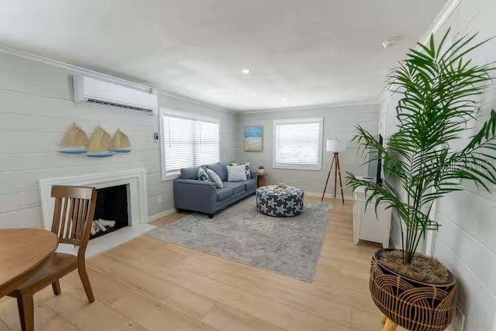 122 CORAL AVE — photo 18