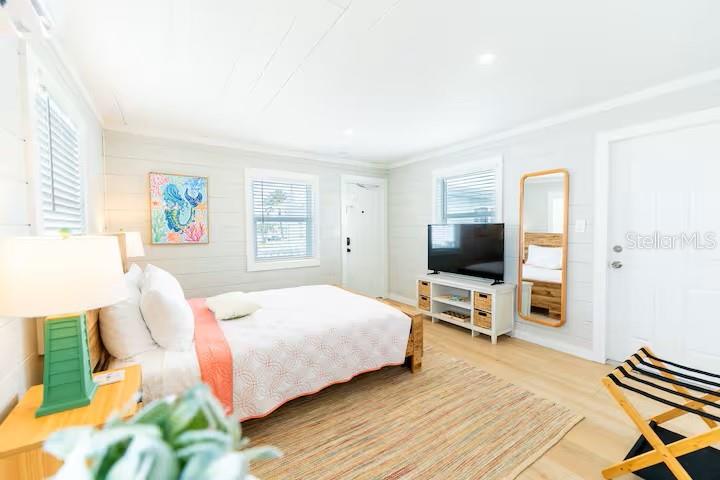 122 CORAL AVE — photo 41
