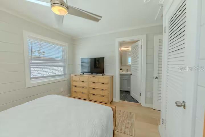 122 CORAL AVE — photo 15