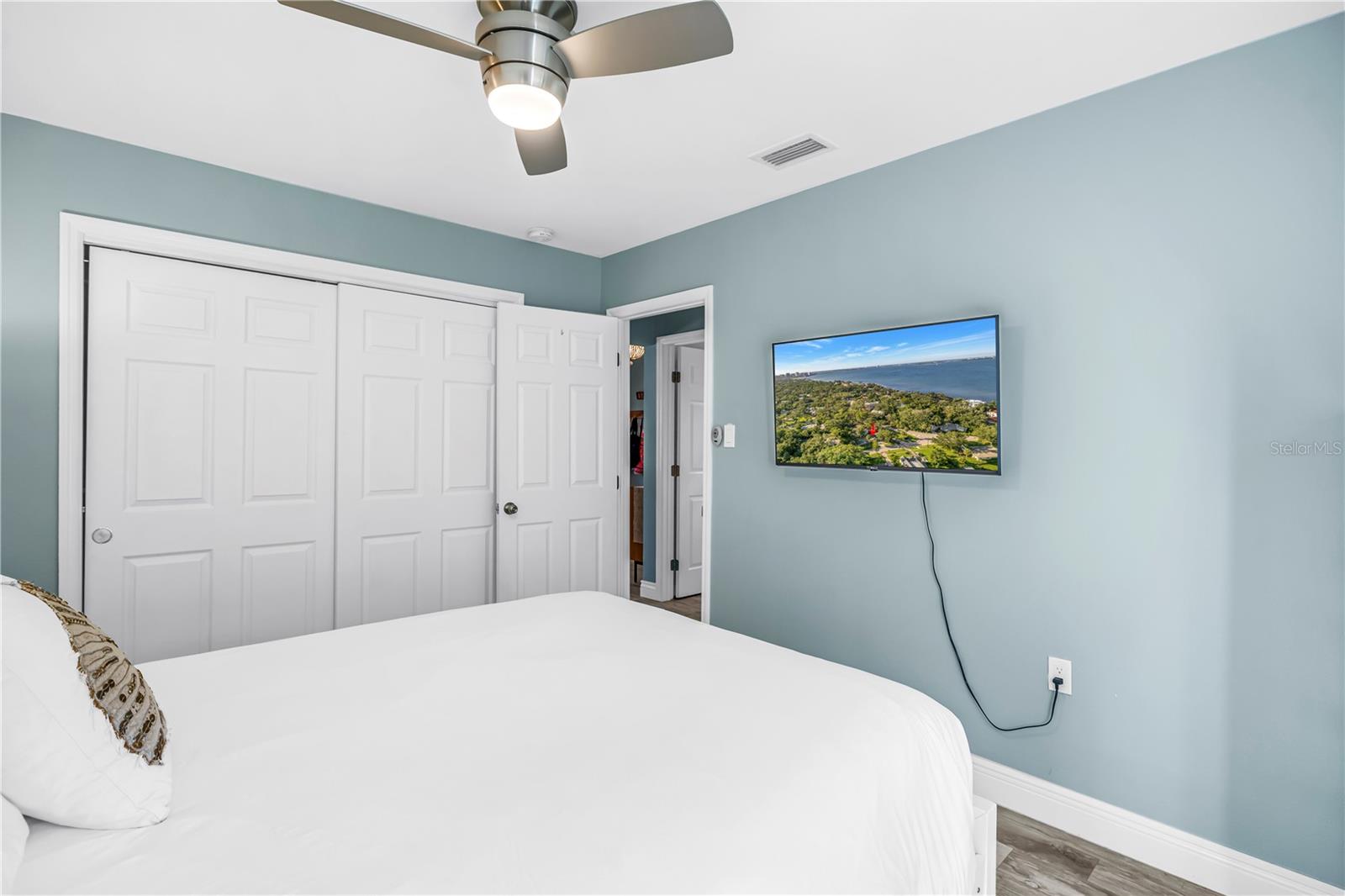 844 PATTERSON DR — photo 28