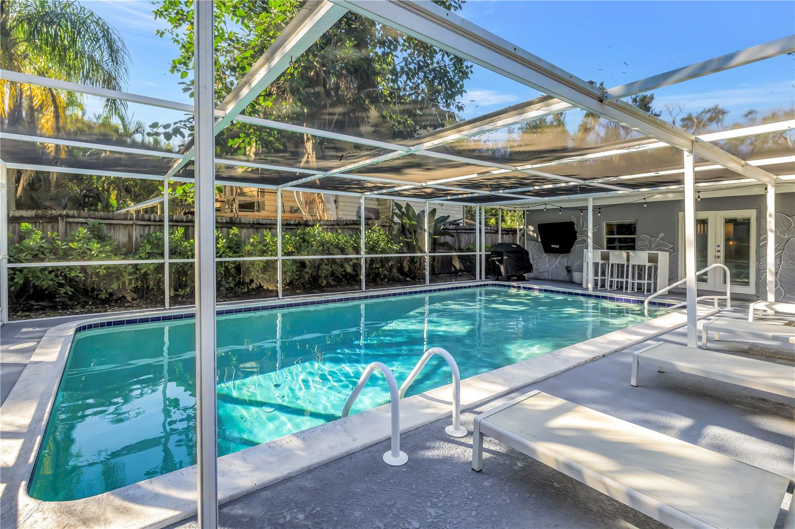 844 PATTERSON DR — photo 43