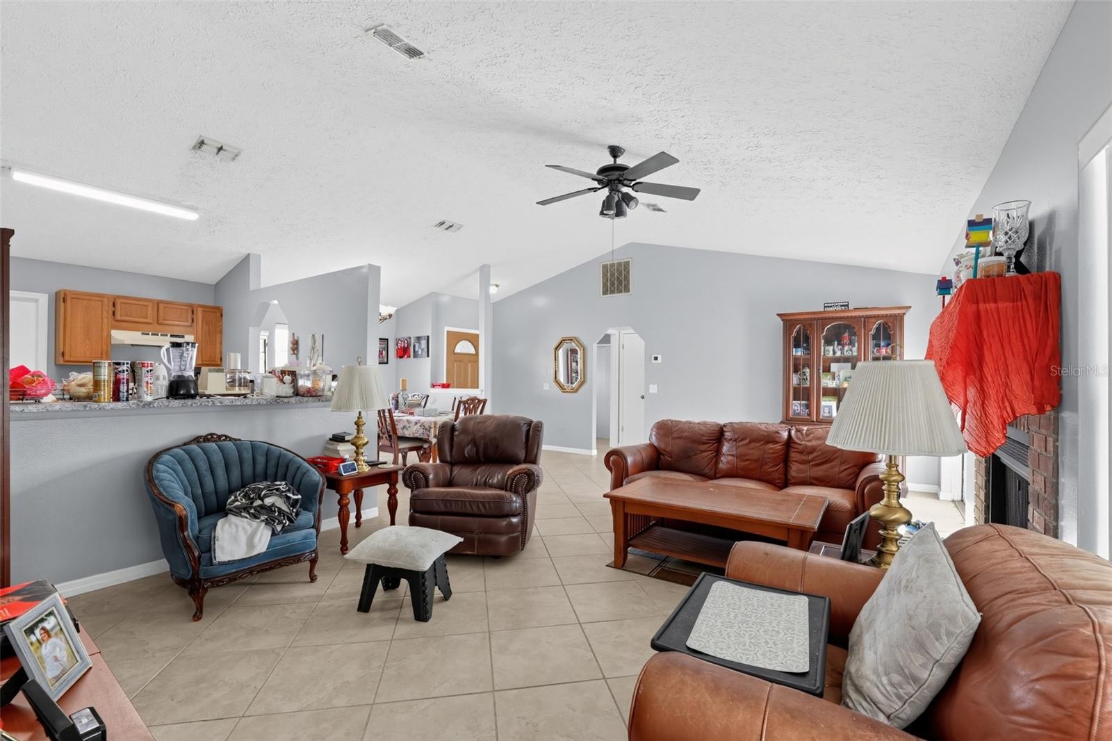1805 LAKEWIND DR — photo 11