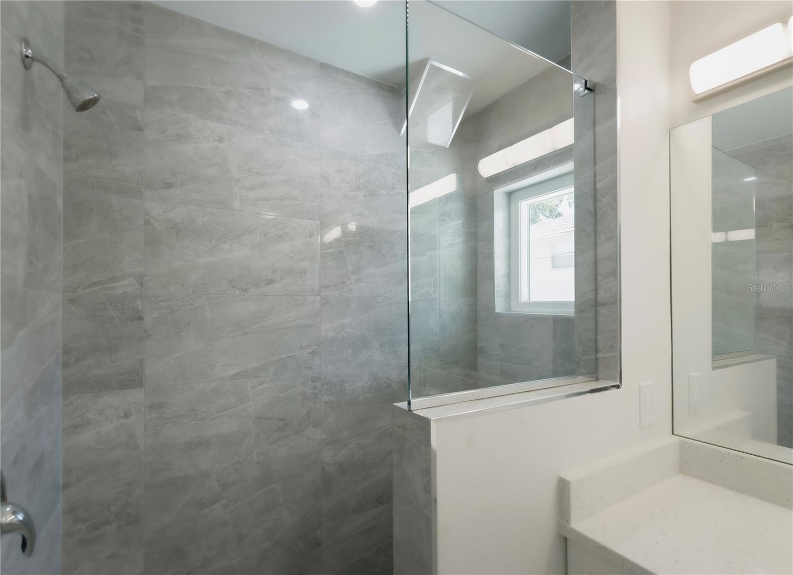 310 HIBISCUS ST #A — photo 11