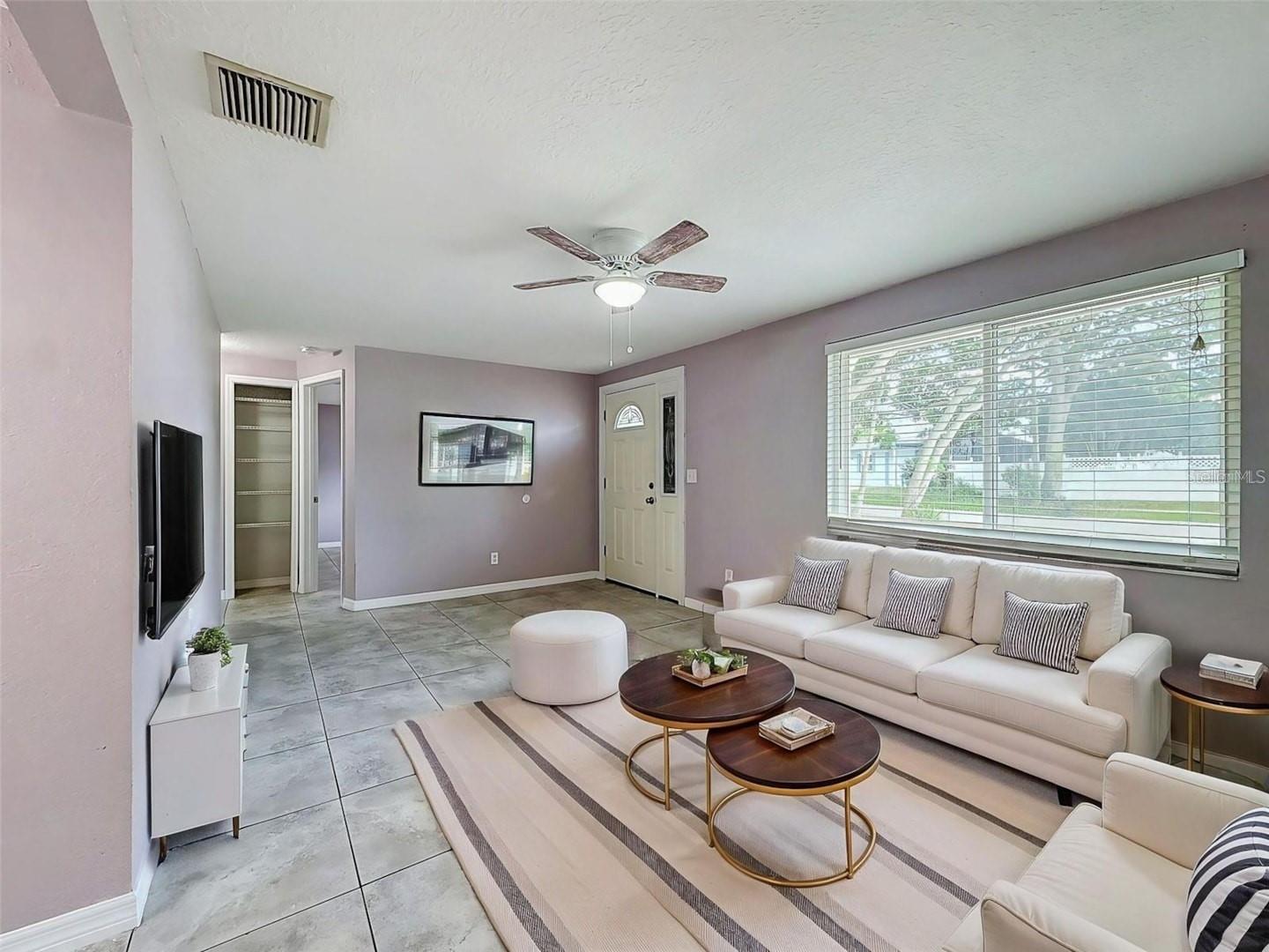 4925 BEACON HILL DR — photo 10