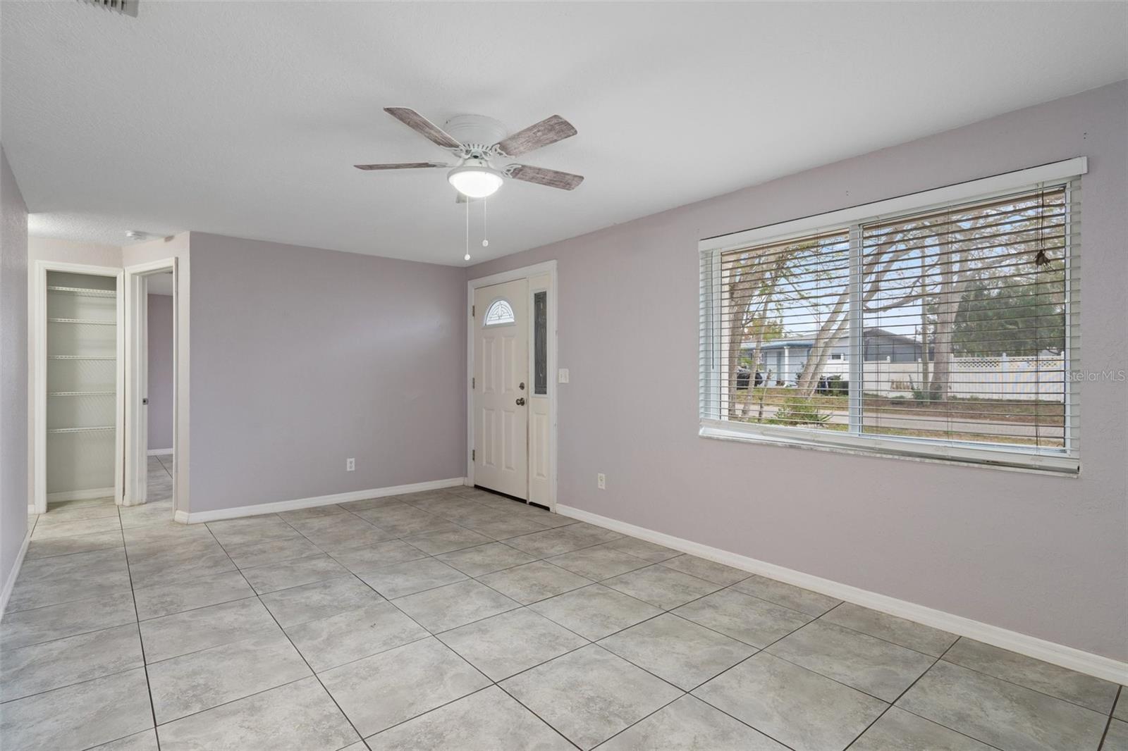 4925 BEACON HILL DR — photo 9