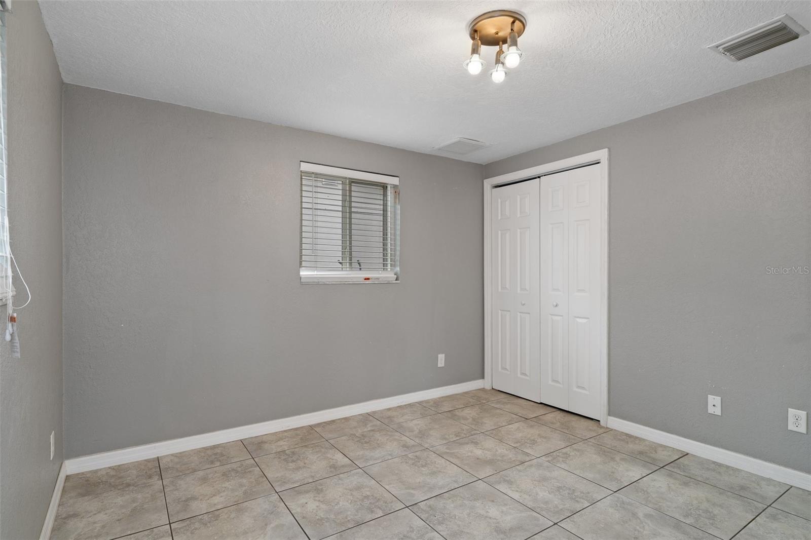 4925 BEACON HILL DR — photo 20