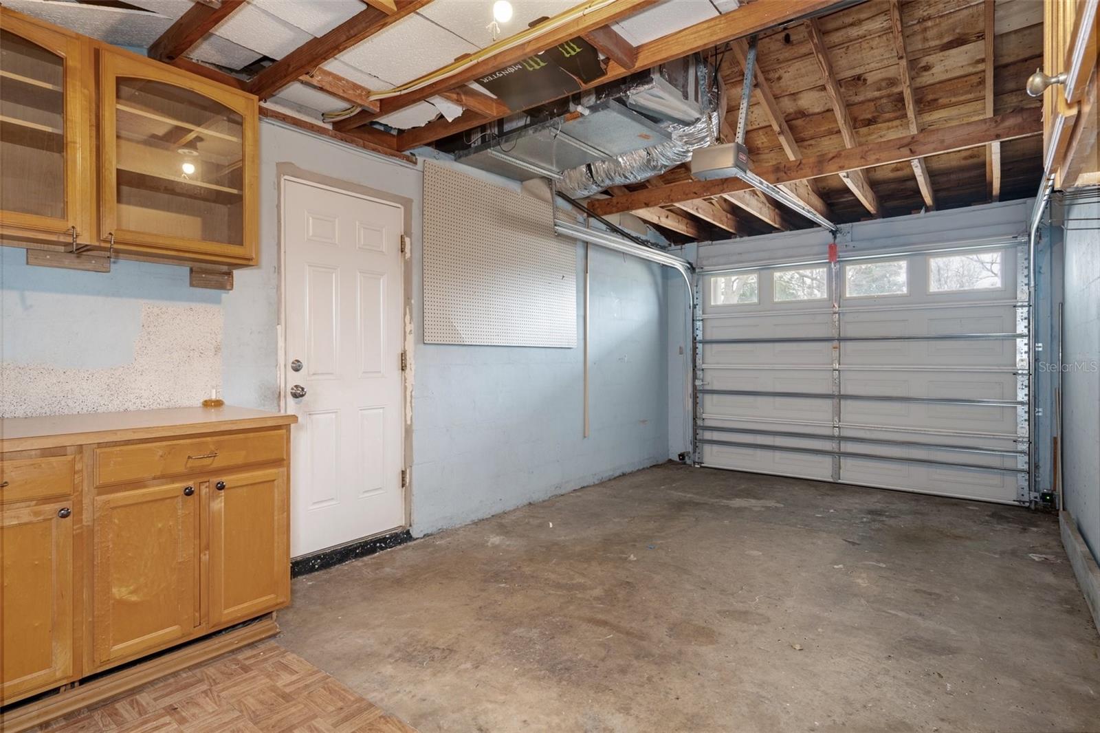 4925 BEACON HILL DR — photo 29