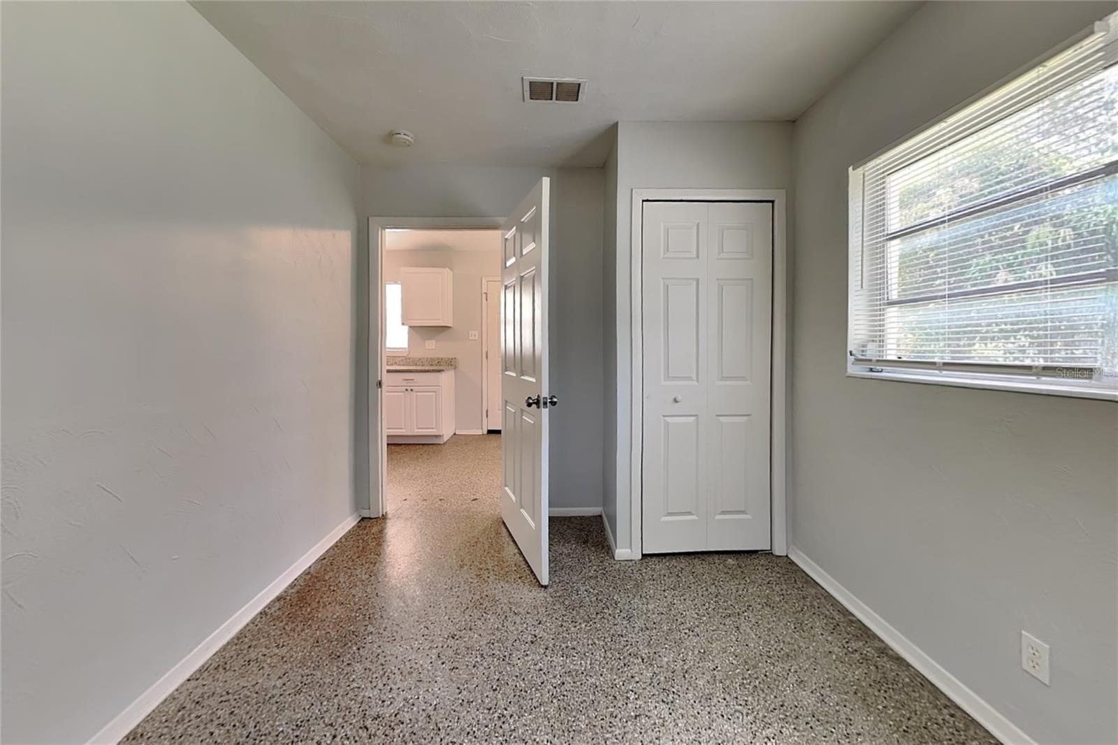 1505 E GENESEE ST — photo 3