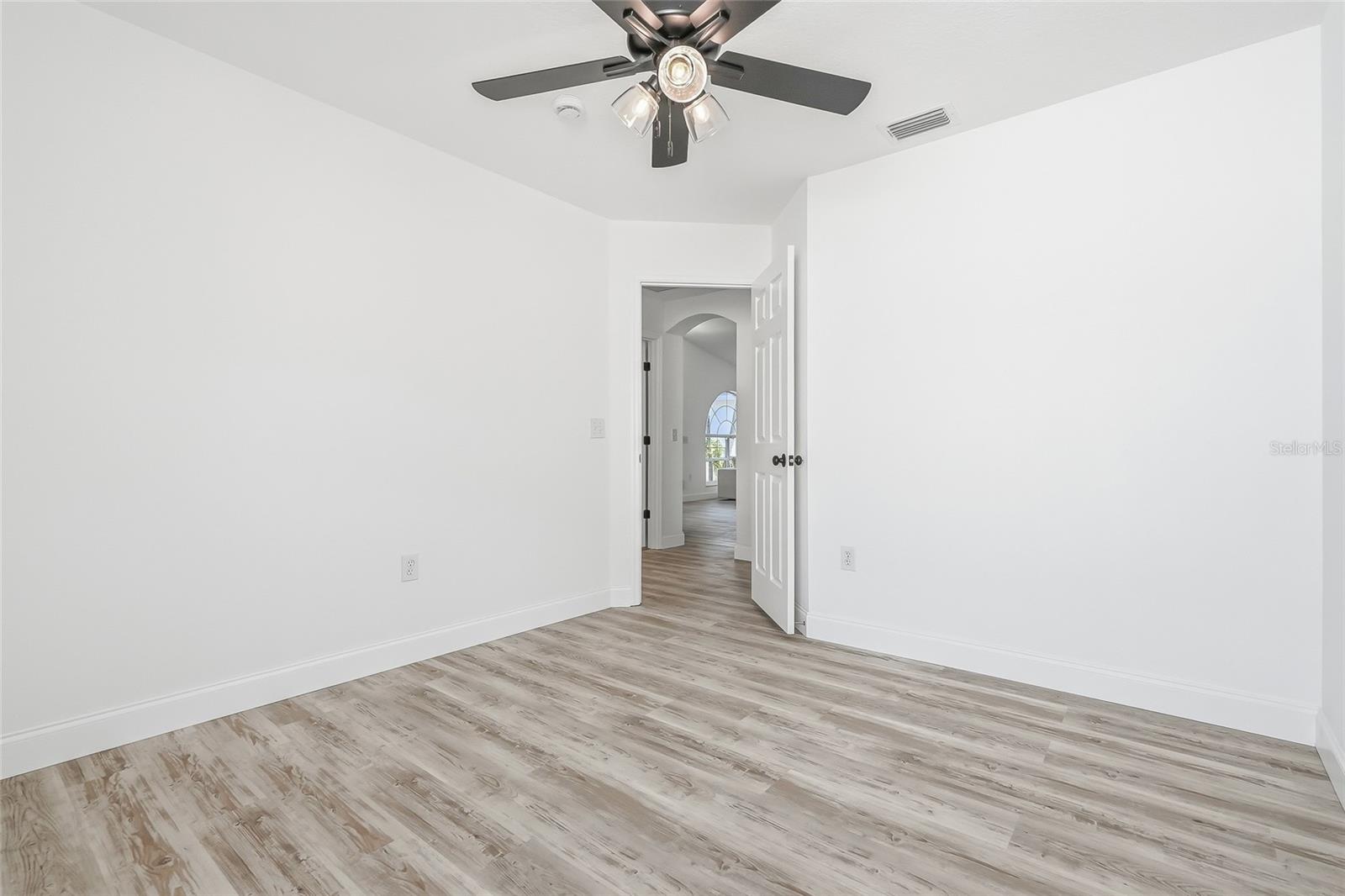 30726 TREMONT DR — photo 35