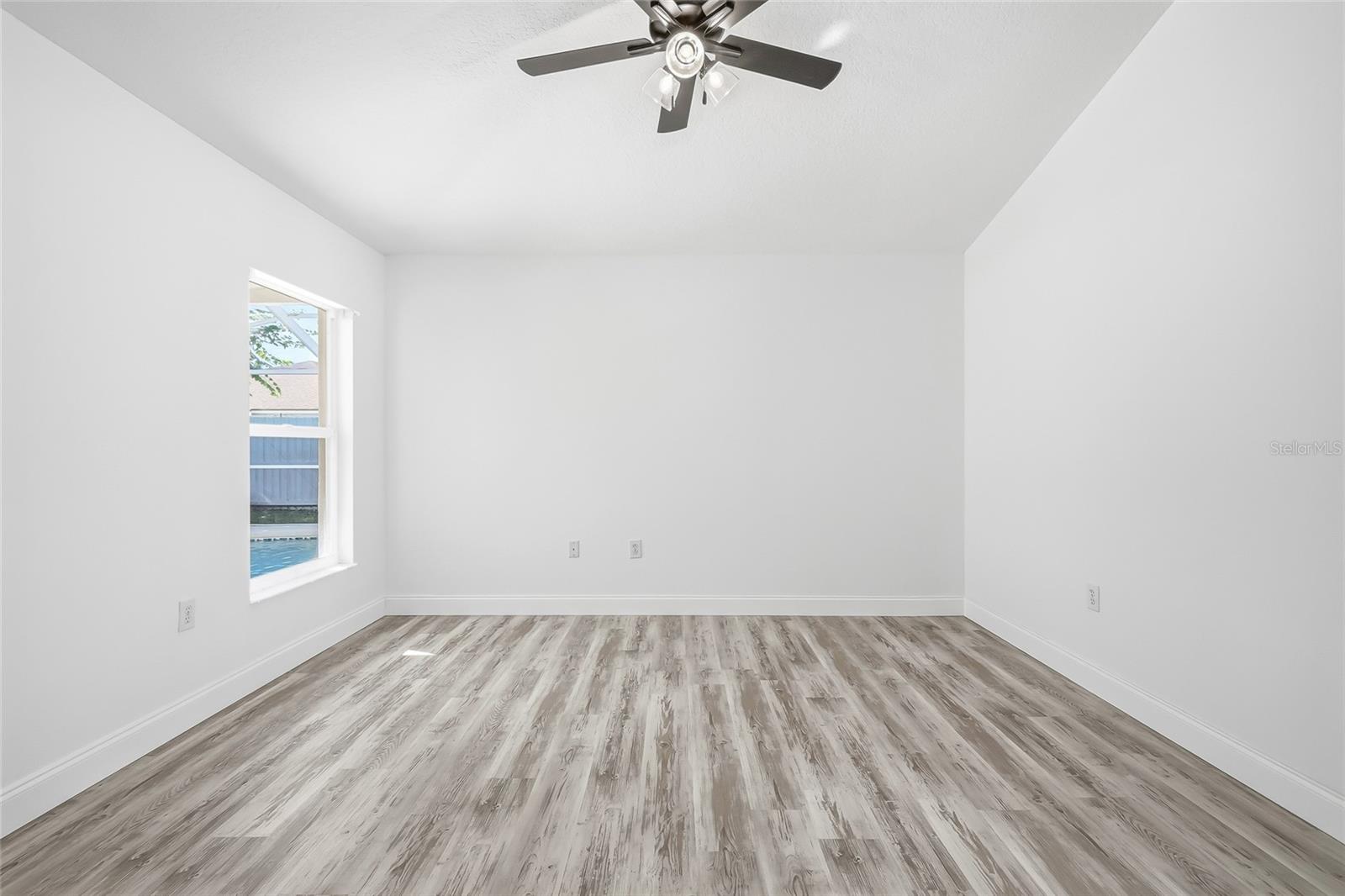30726 TREMONT DR — photo 21