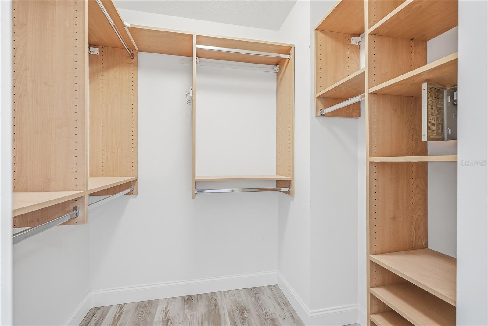 30726 TREMONT DR — photo 29