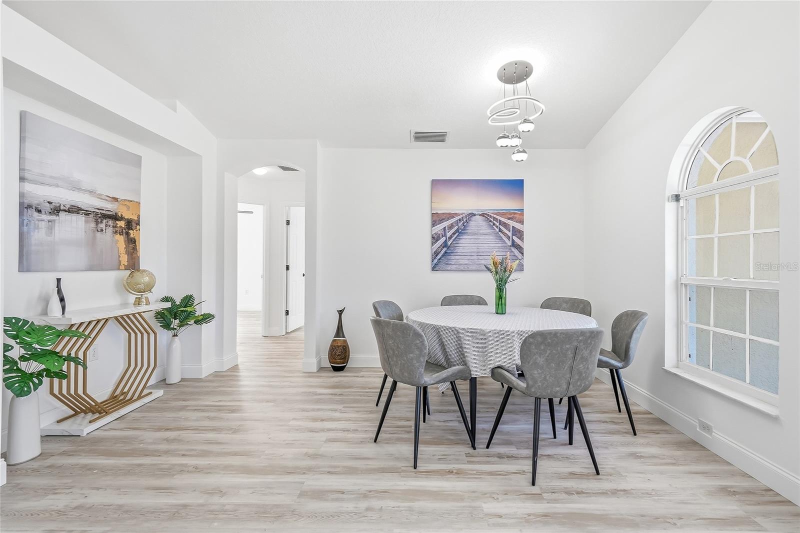 30726 TREMONT DR — photo 8