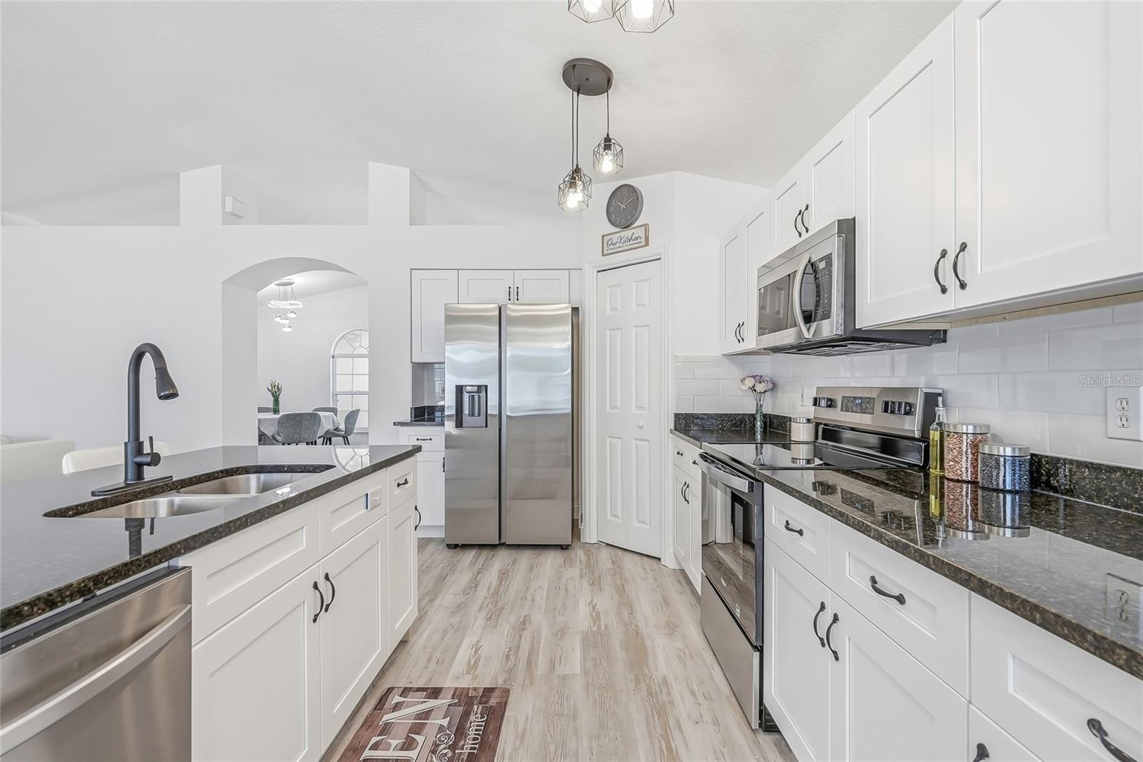 30726 TREMONT DR — photo 16