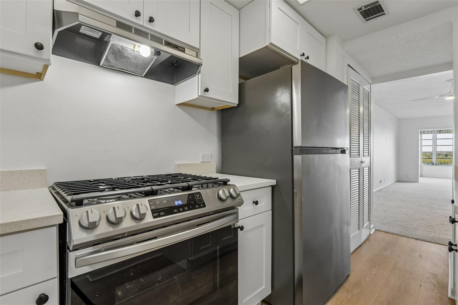 1847 SHORE CREST DR #710 — photo 17