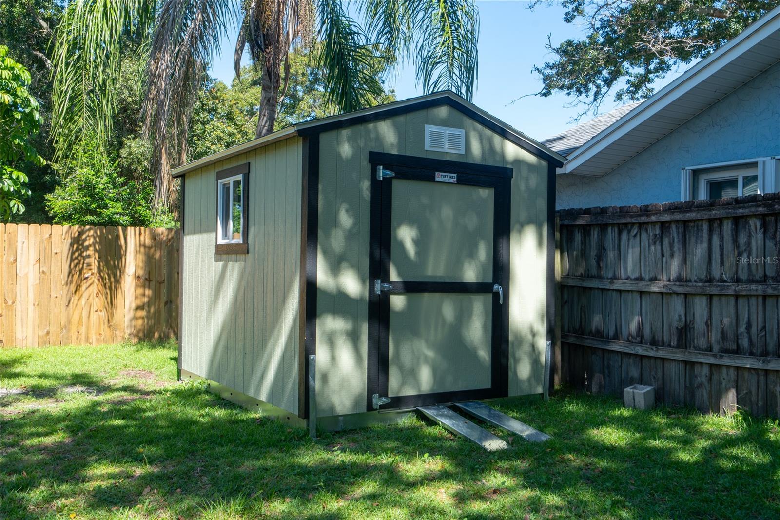 541 PLUMOSA AVE — photo 18