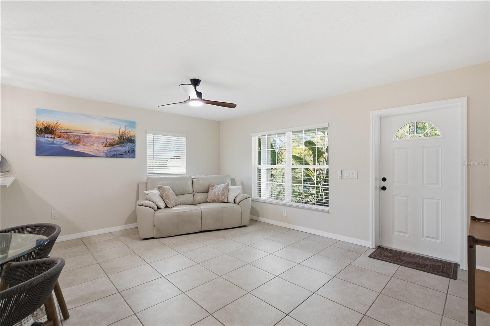 541 PLUMOSA AVE — photo 3