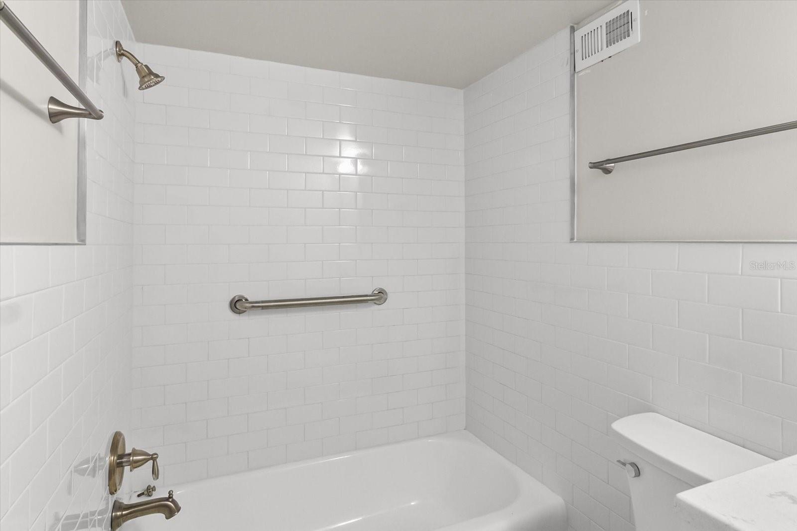 33 S GULFSTREAM AVE #307 — photo 22